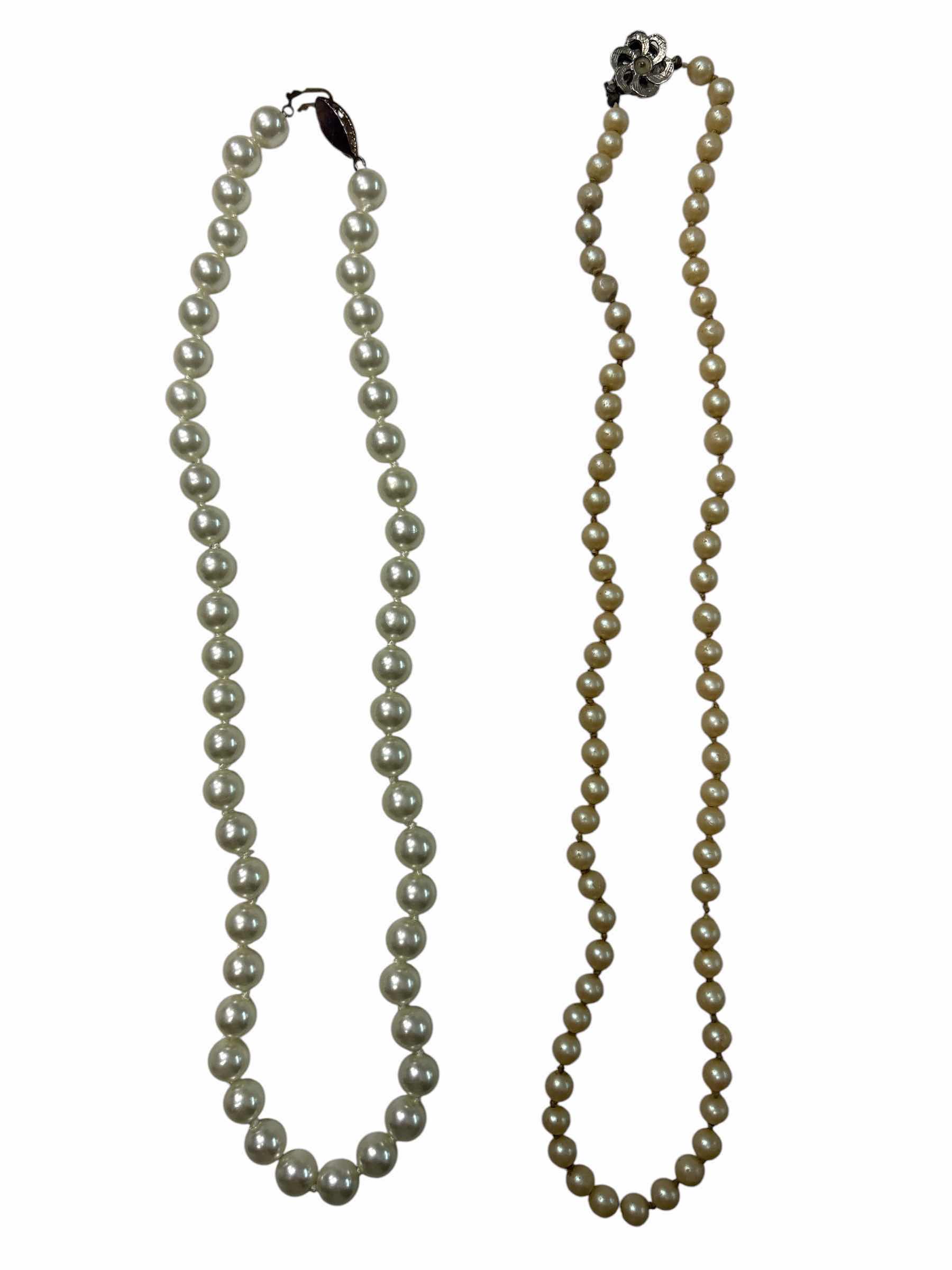 Photo 1 of FAUX PEARLS NECKLACE FASHION JEWELRY (3)PCS