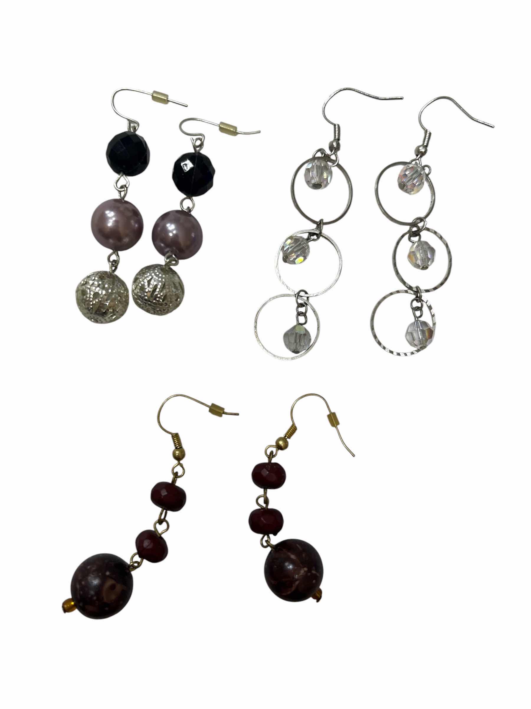 Photo 1 of BEADED EARRING FASHION JEWELRY (6)PAIRS