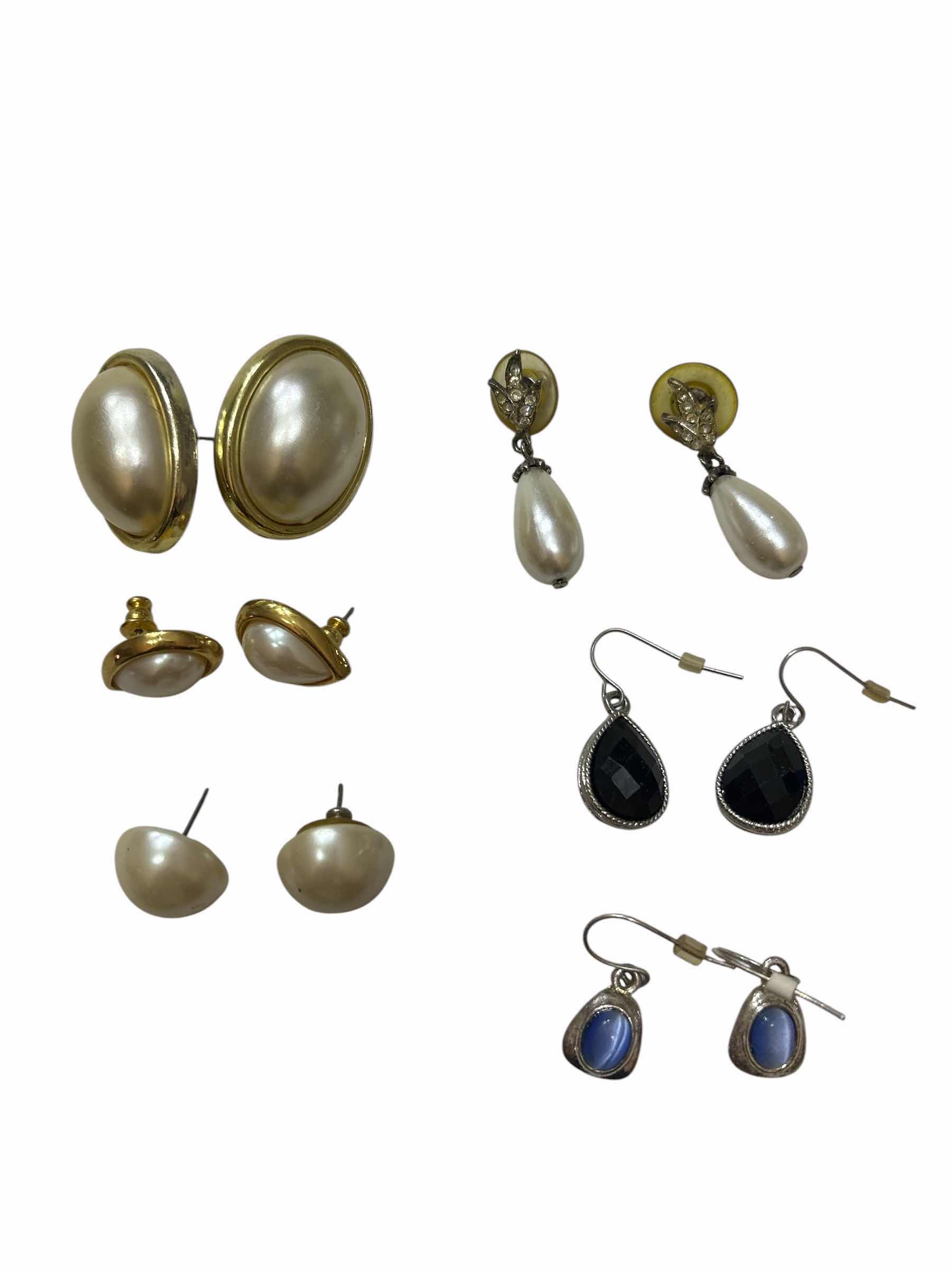 Photo 1 of FAUX PEARL & DIAMOND EARRING FASHION JEWELRY (6)PAIR