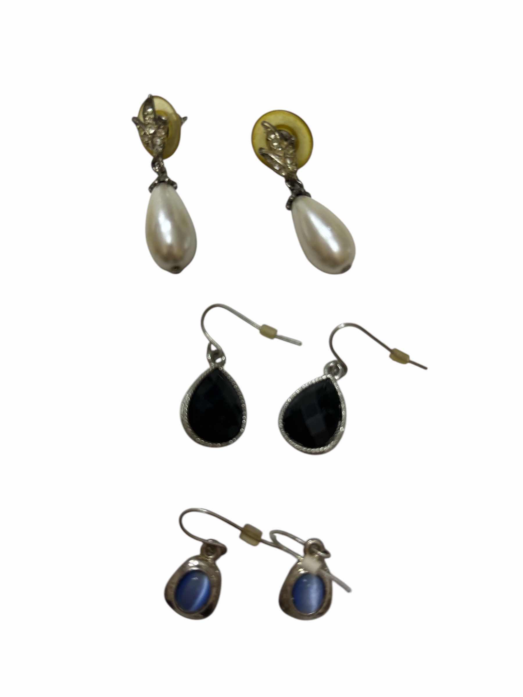 Photo 1 of FAUX PEARL & DIAMOND EARRING FASHION JEWELRY (6)PAIR