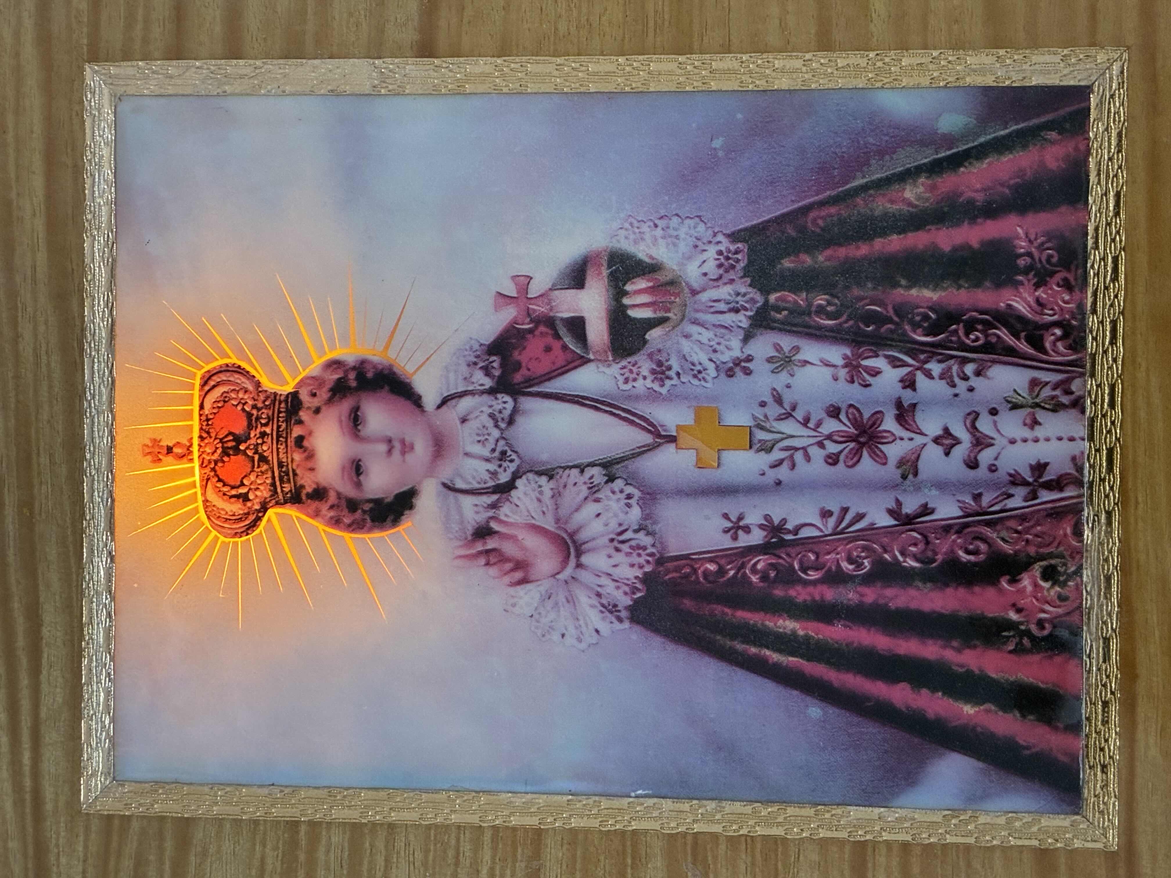 Photo 1 of INFANT JESUS OF PRAGUE WOOD LIGHT UP ARTWORK 12.5“ X 3” H14.5”
