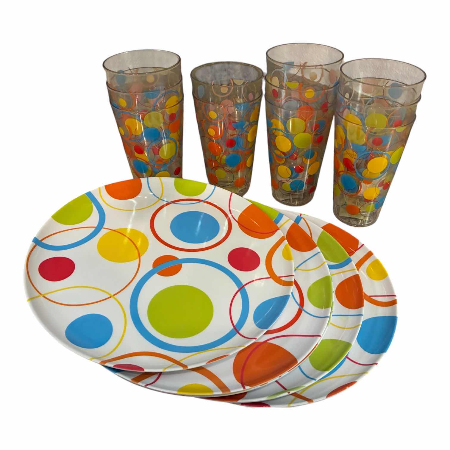 Photo 1 of LAGUNA BEACH 20oz PLASTIC TUMBLERS (11) & POLKADOT PLASTIC PLATES (5)