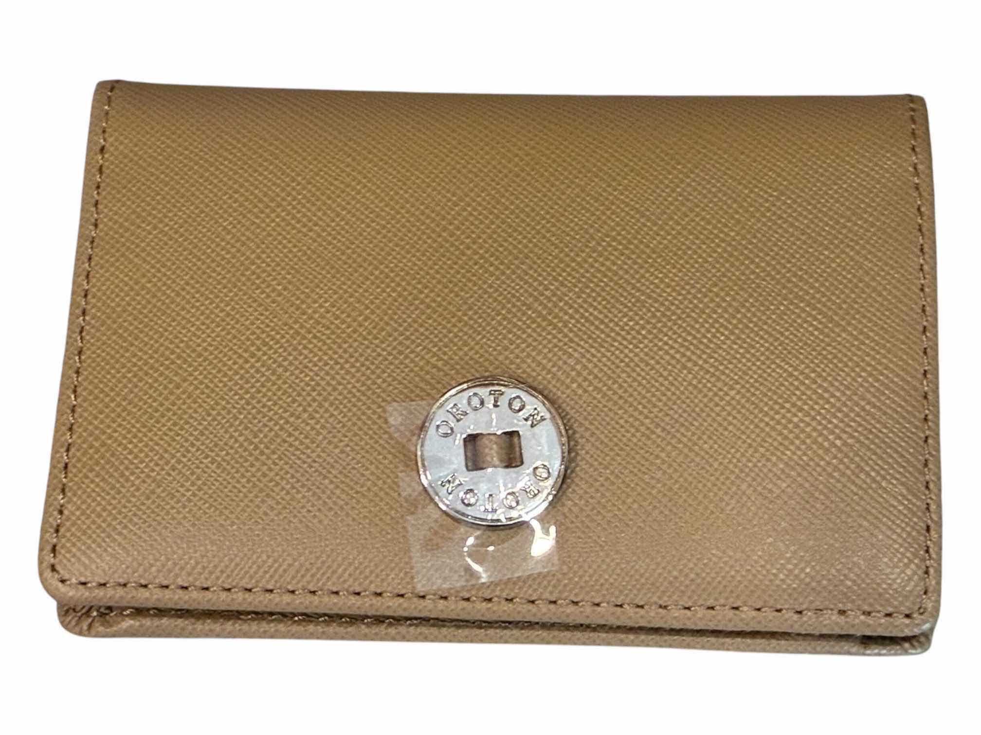 Photo 1 of NIB OROTON TAN CANVAS MELANIE TEXTURE BUSINESS CARD HOLDER $140