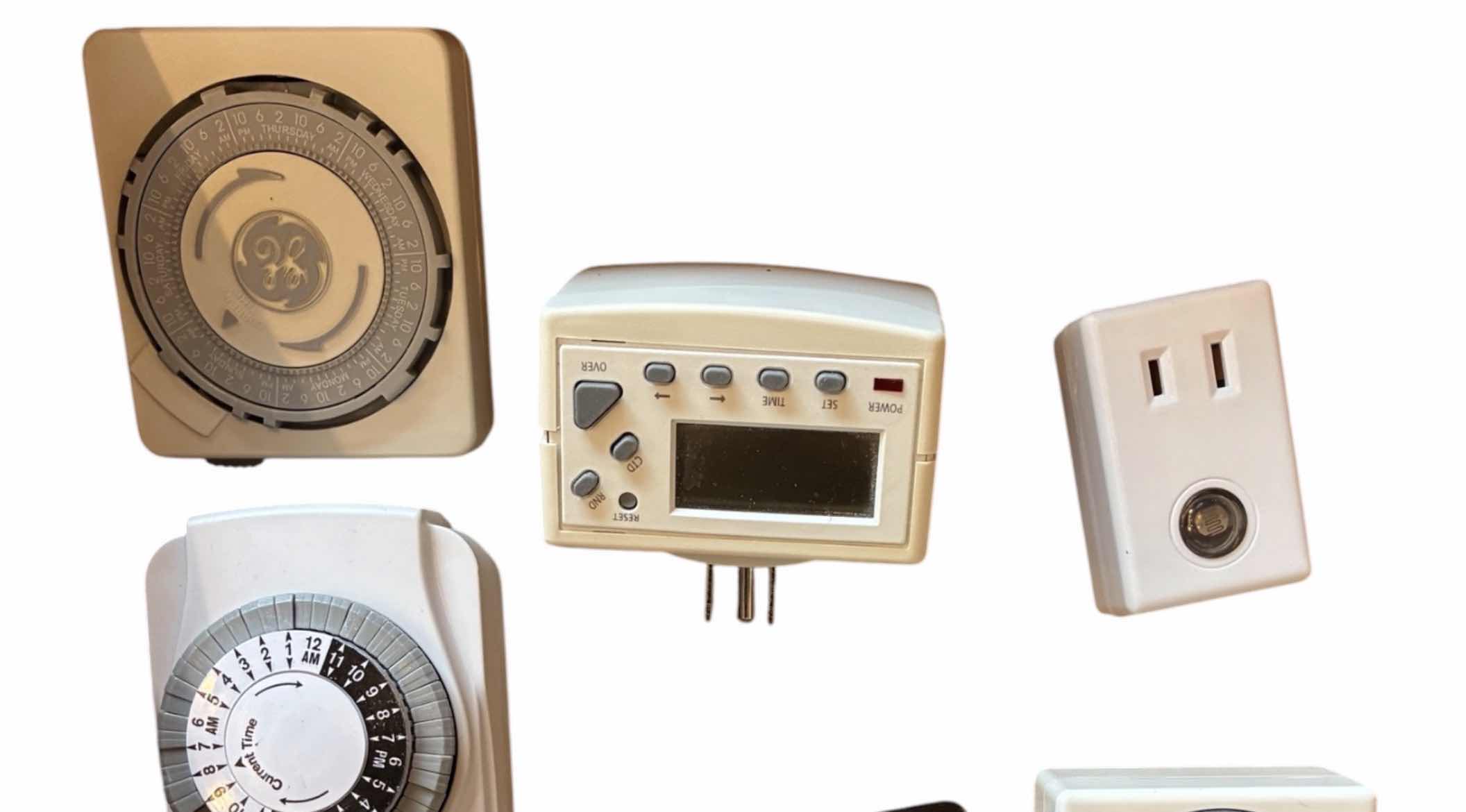 Photo 1 of OUTLET PLUG-IN TIMERS (6)