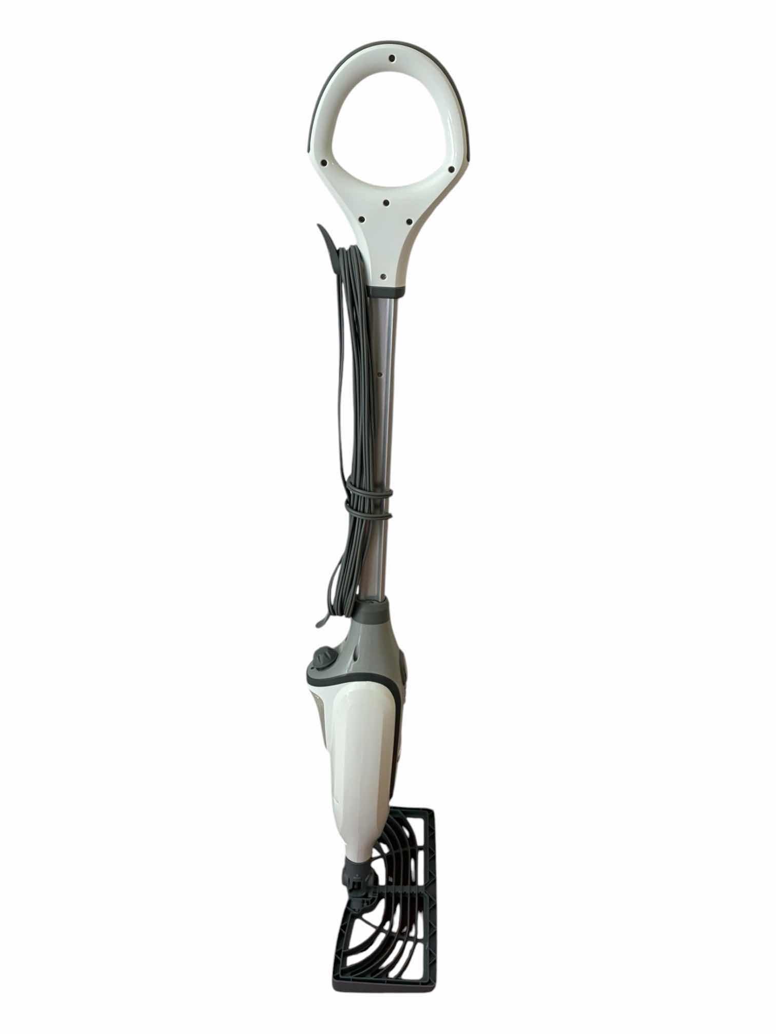 Photo 1 of SHARK PRO STEAM MOP S3601