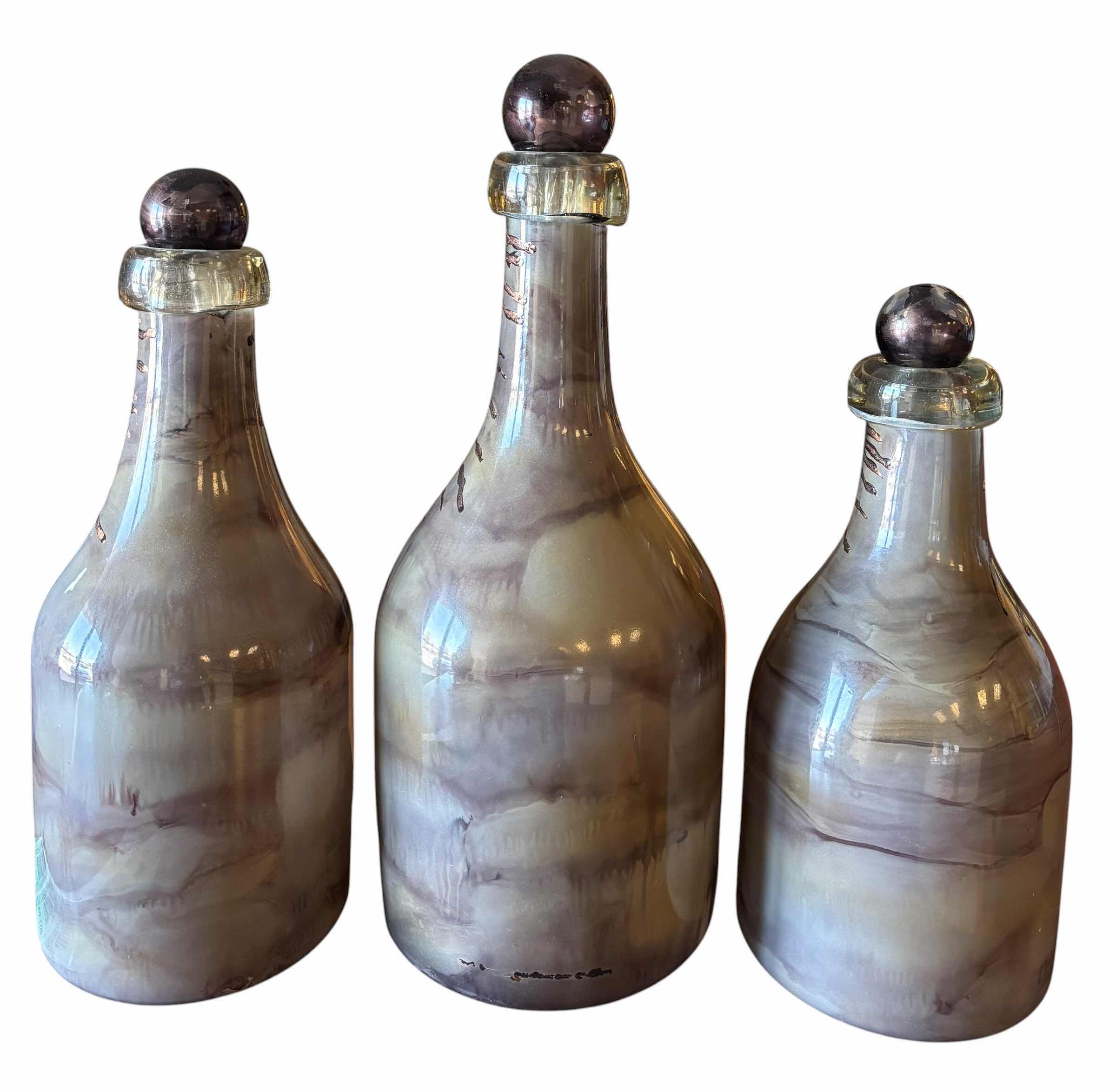 Photo 1 of DECORATIVE ACCENT PIECES (3) (TALLEST H20”)