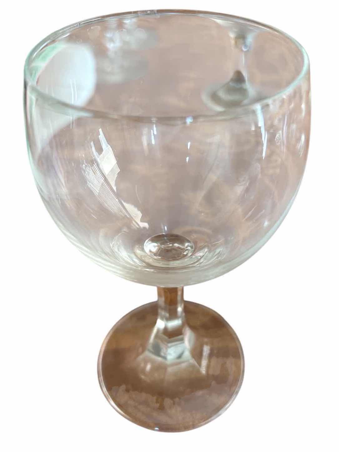 Photo 1 of (6)PCS GLASS GOBLETS H6”