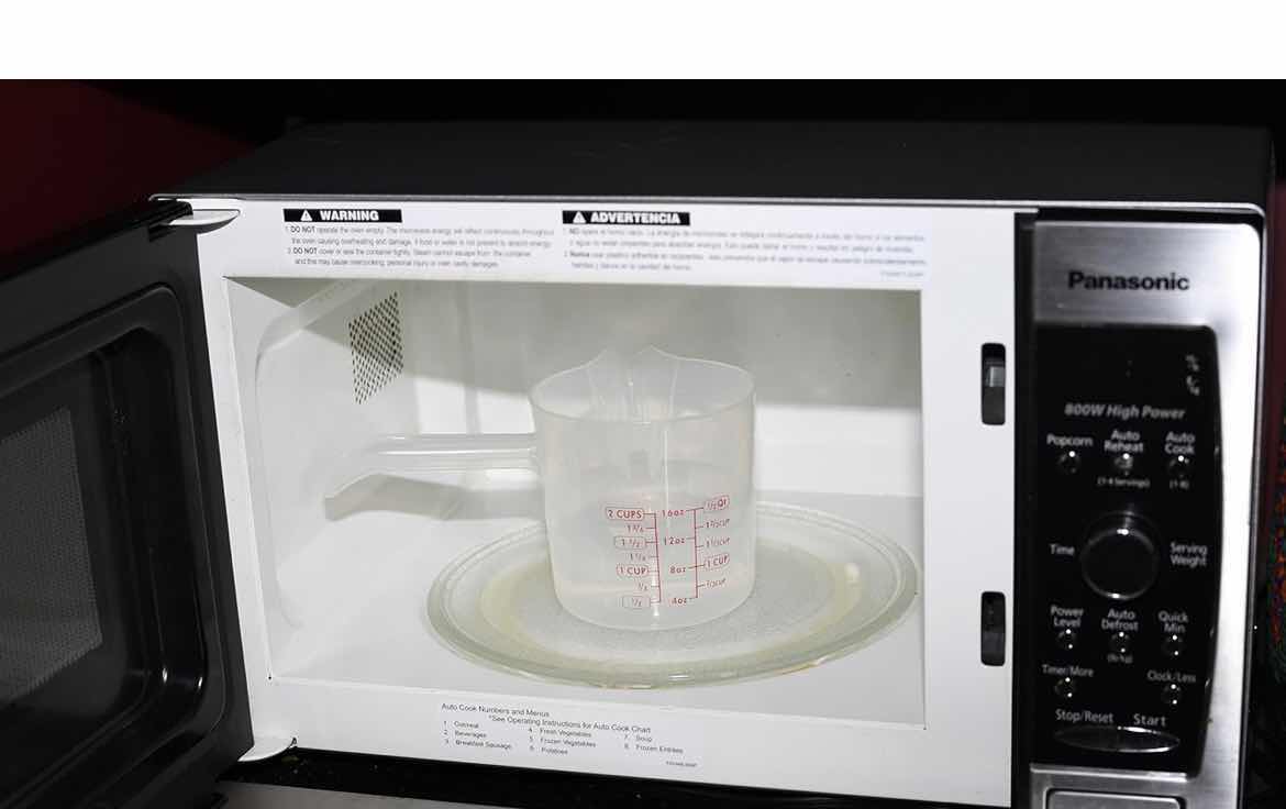 Photo 1 of CASE OF 48 HOME-X 2 CUP MICROWAVABLE MEASURING CUP PERFECT FOR MELTING CHOCOLATE OR BOILING WATER