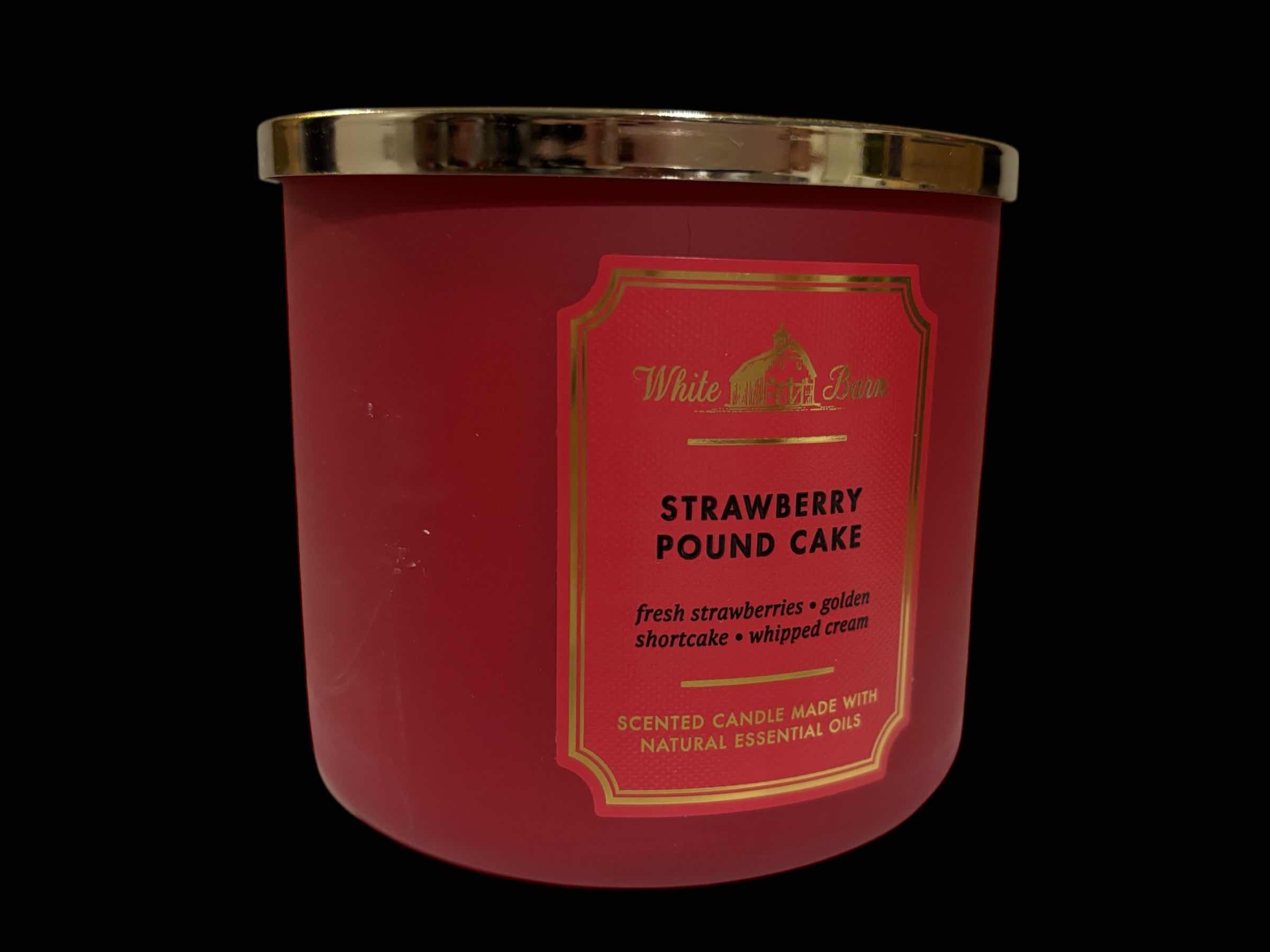 Photo 1 of BATH & BODY WORKS WHITE BARN SCENTED 3-WICK 14.5oz CANDLE, STRAWBERRY POUND CAKE