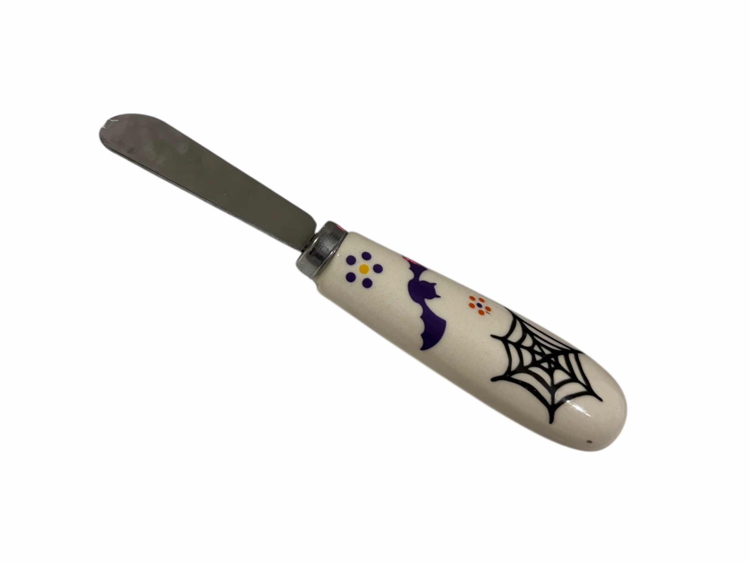 Photo 1 of TEMP-TATIONS OVENWARE SPECIAL EDITION 14” CERAMIC HALLOWEEN SERVING DISH W SPREADER