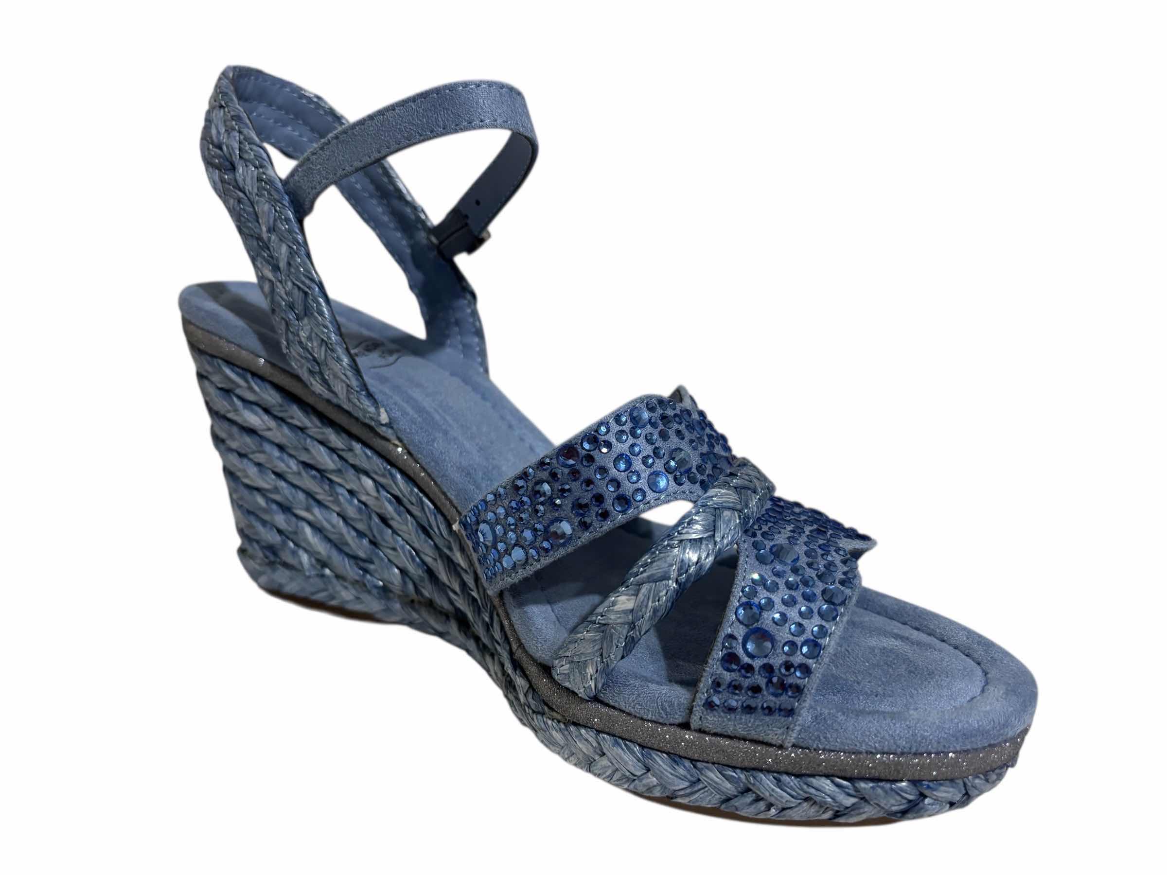 Photo 1 of NIB IMPO MEMORY FOAM WOMENS OSSIE PLATFORM WEDGE SANDAL, SOFT BLUE SIZE 8.5M $90