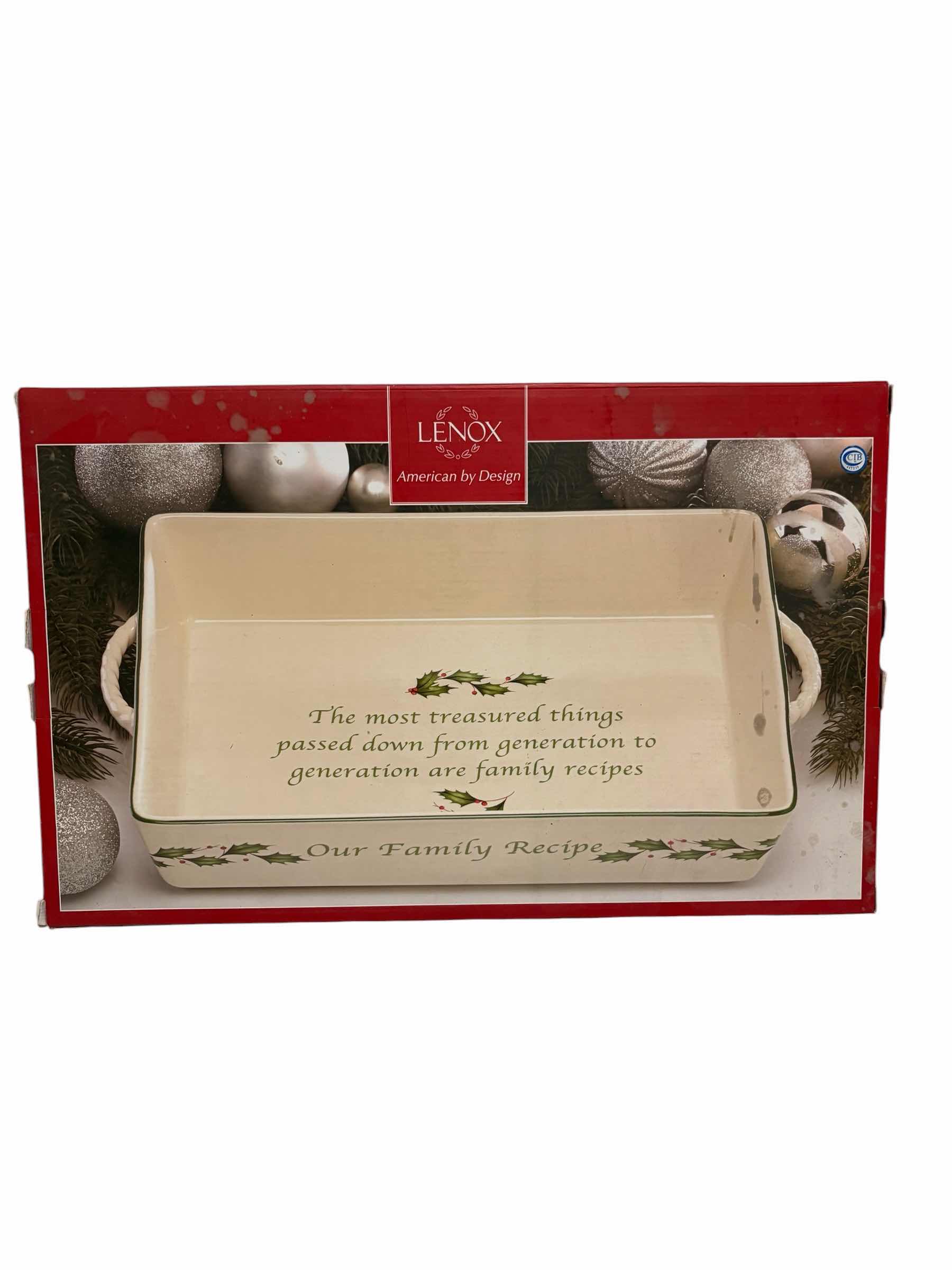 Photo 1 of LENOX HOLIDAY BERRY TRAY 13”