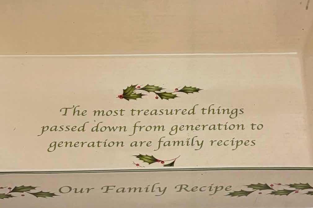 Photo 1 of LENOX HOLIDAY BERRY TRAY 13”