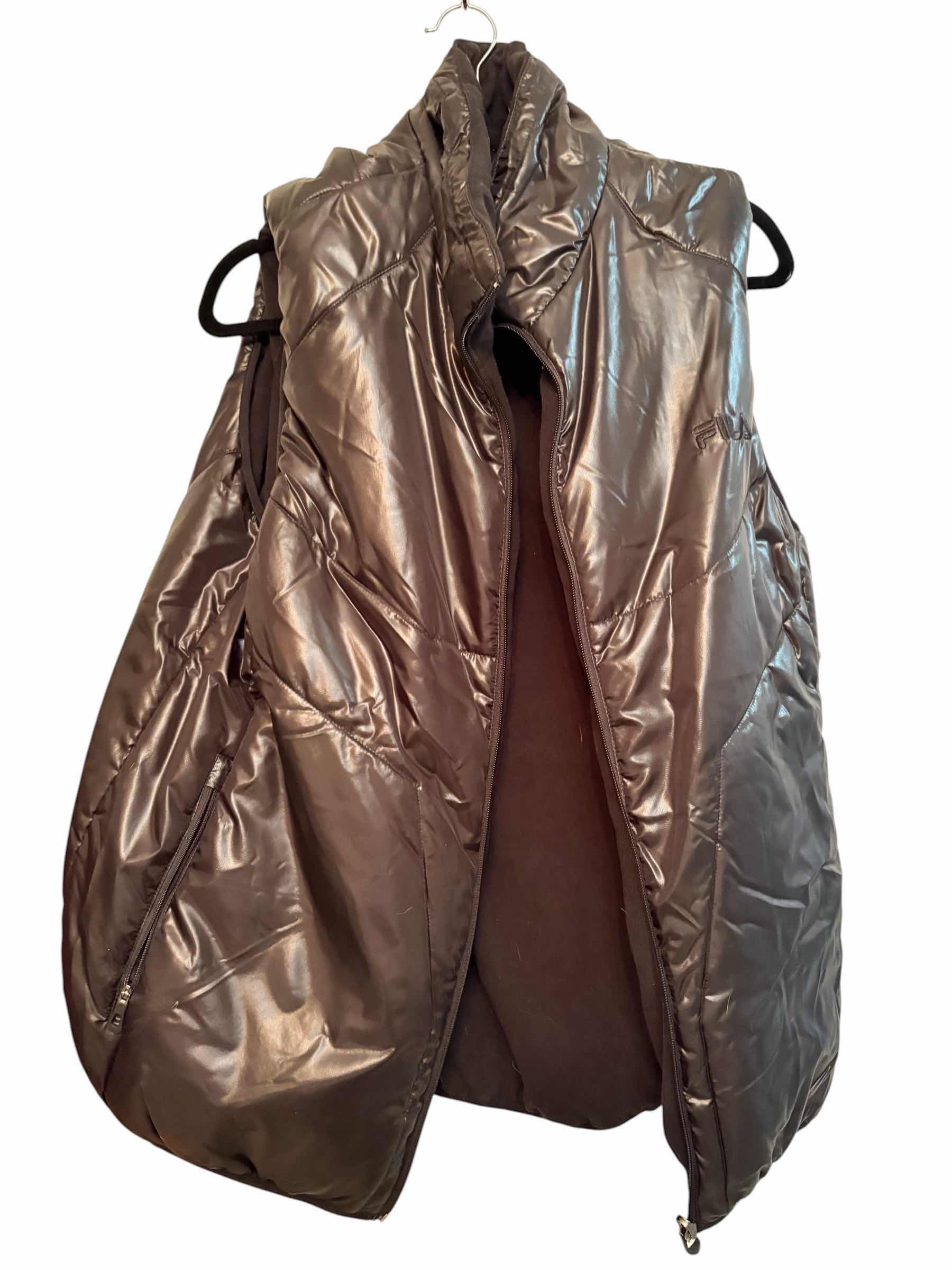 Photo 1 of Fila Vest WOMENS SIZE L