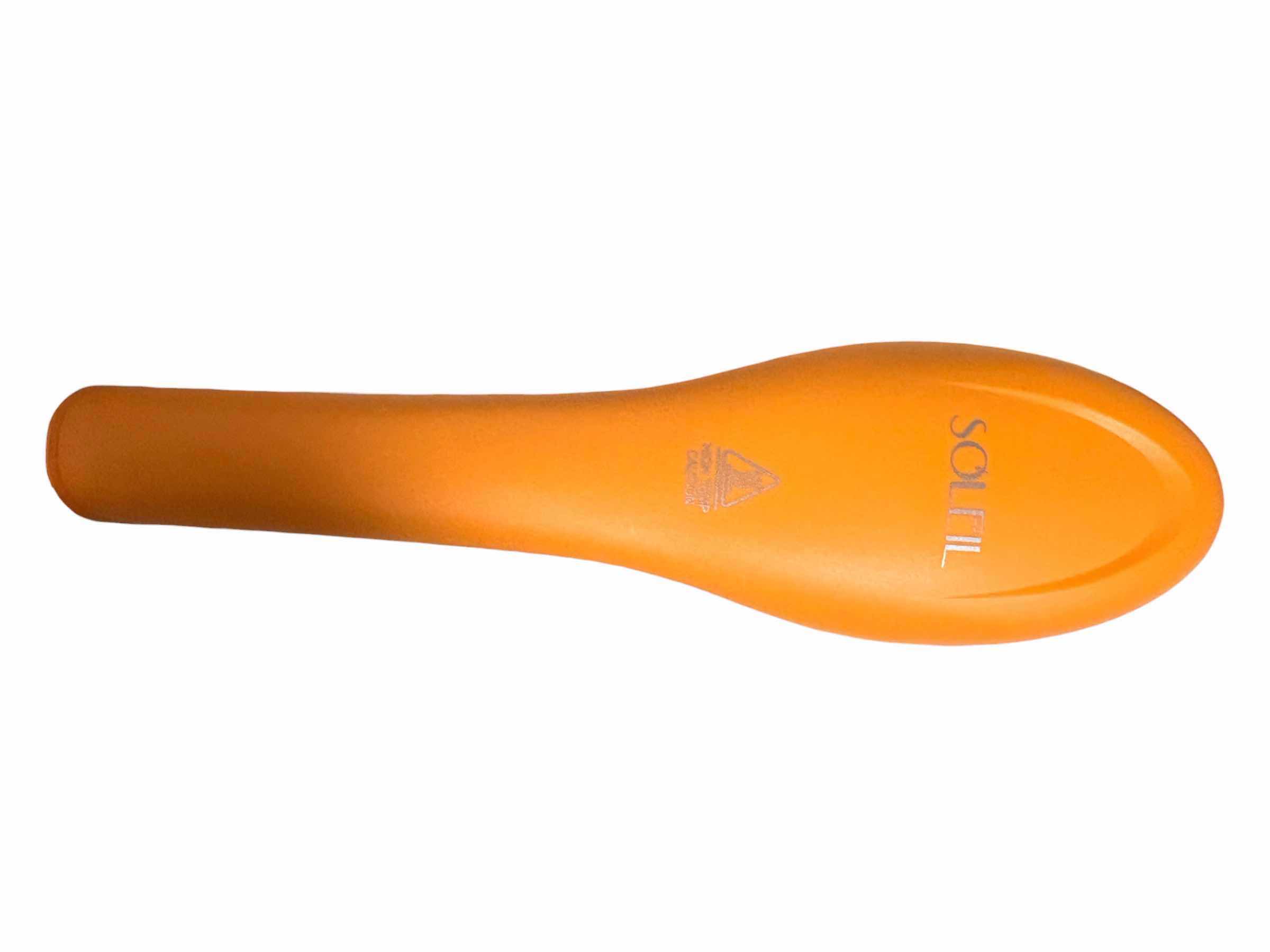 Photo 1 of SOLEIL MINI CERAMIC HEAT BRUSH $121