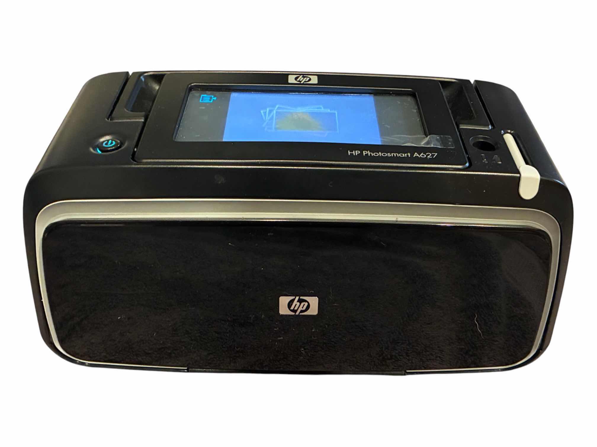 Photo 1 of HP PHOTO SMART MINI PRINTER W TRAVEL BAG A267