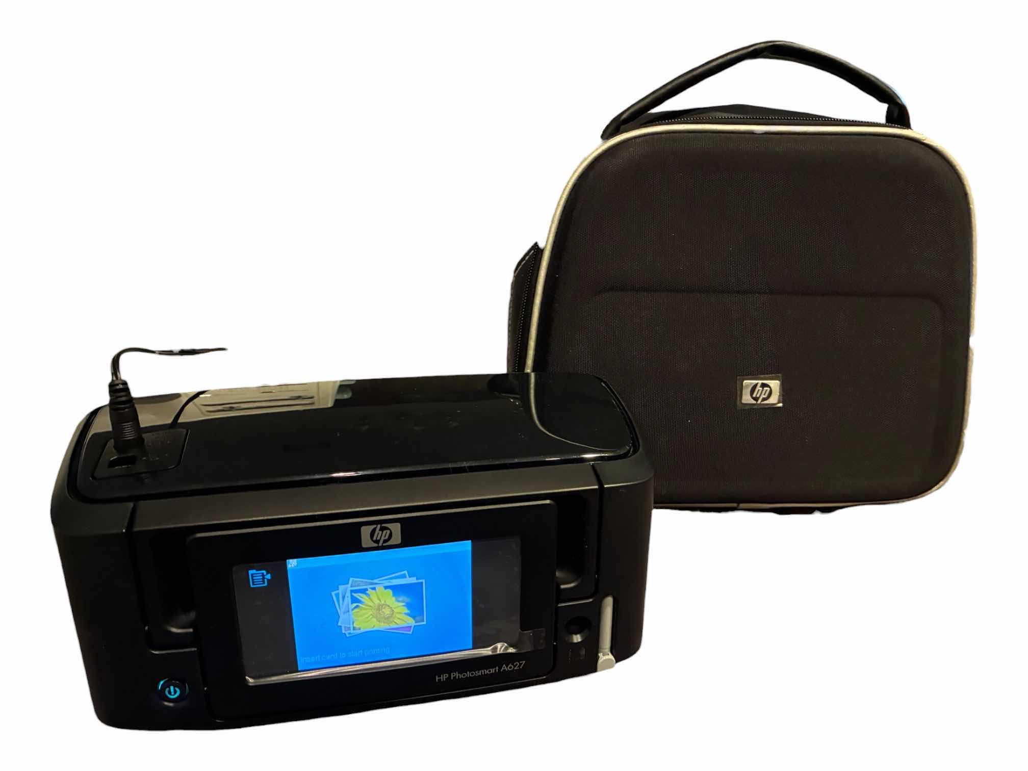 Photo 1 of HP PHOTO SMART MINI PRINTER W TRAVEL BAG A267