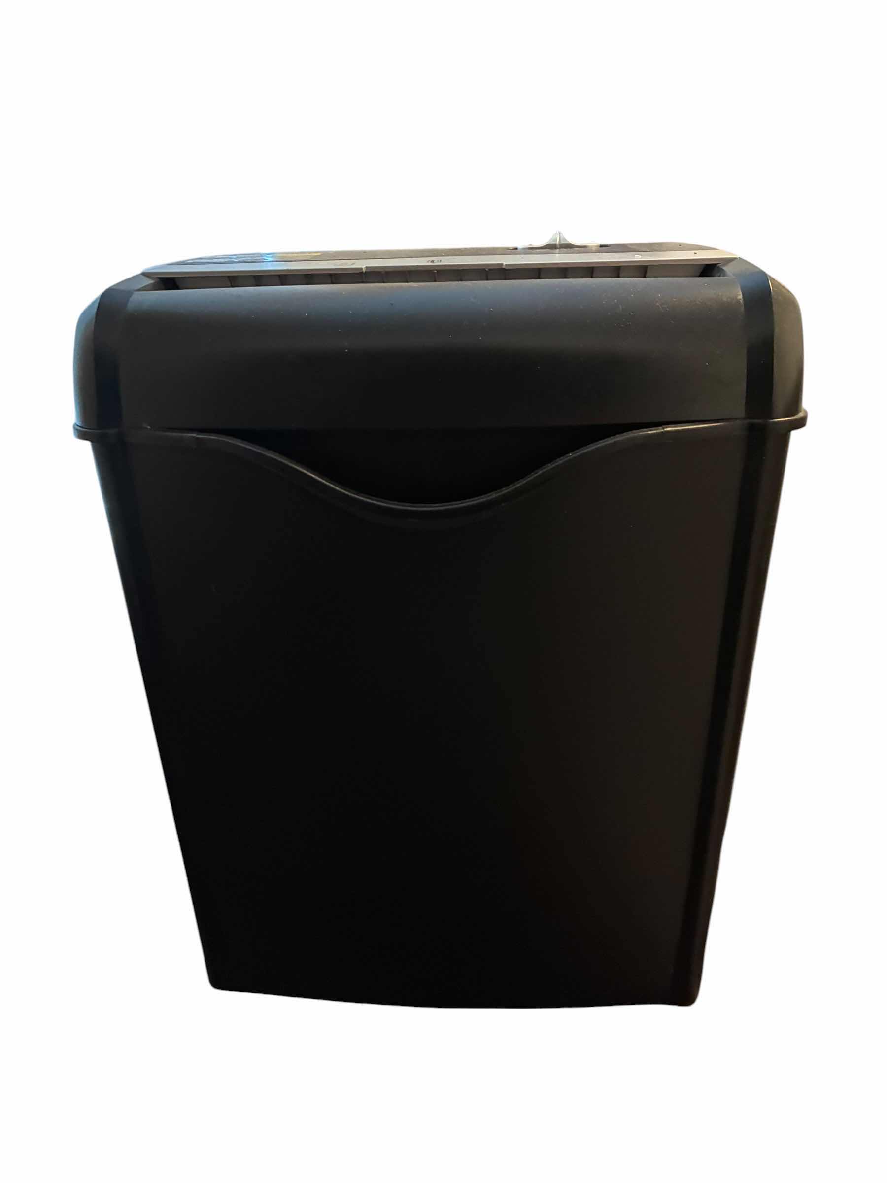 Photo 1 of AMAZON BASICS PAPER SHREDDER