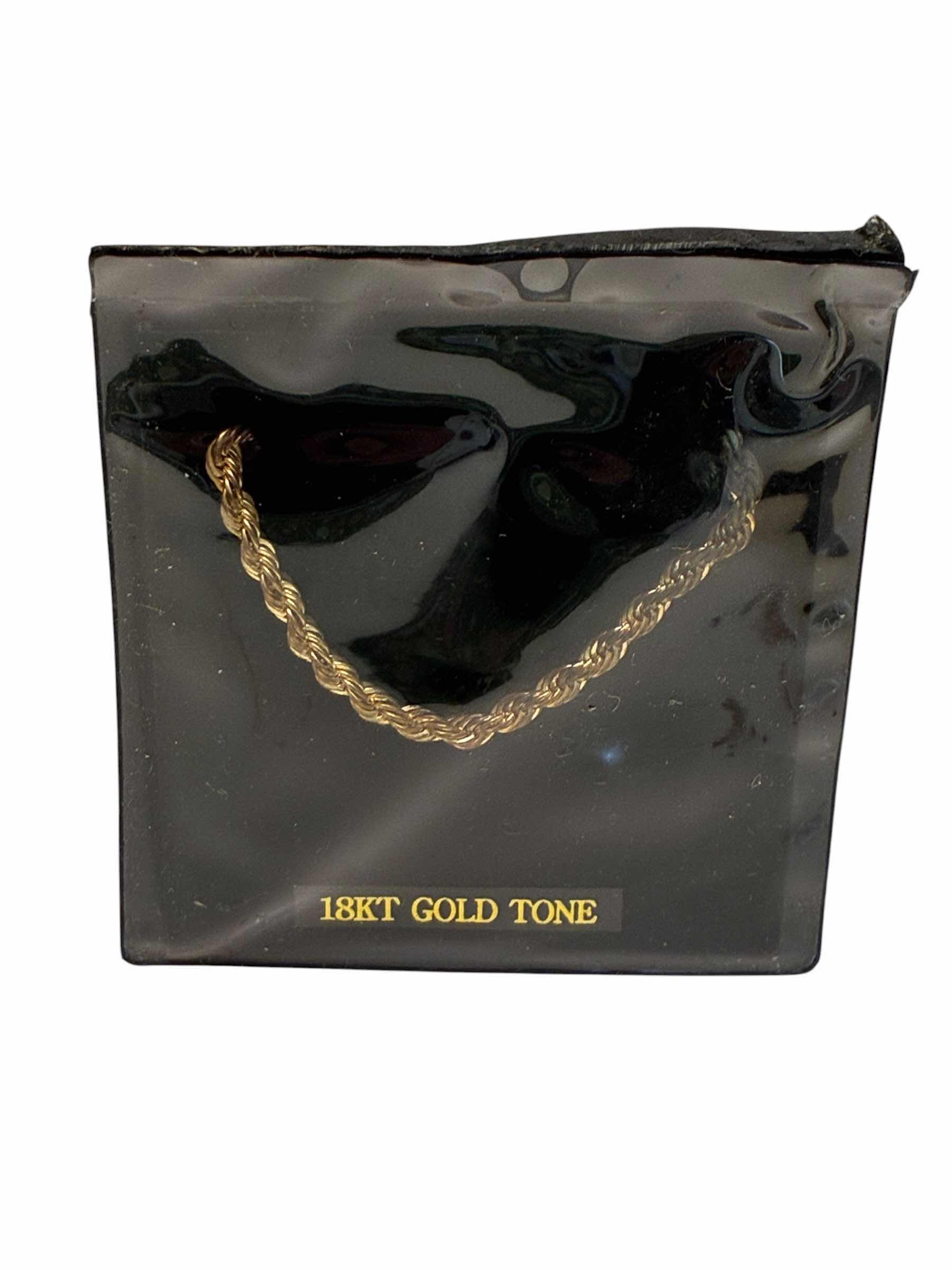Photo 1 of GOLD TONE 18KT ROPE CHAIN