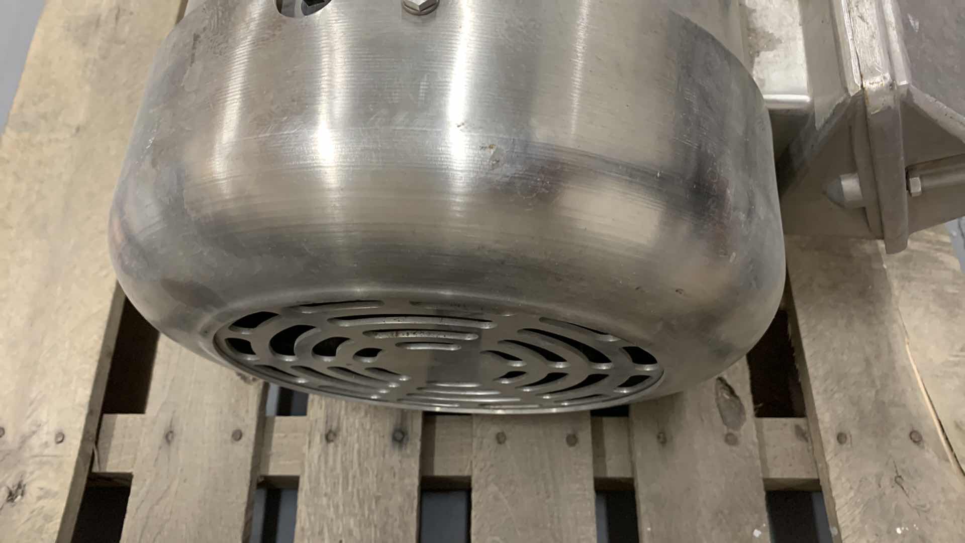Photo 1 of BALDOR RELIANCE STAINLESS STEEL WASH DOWN DUTY MOTOR CESSWDM23933T 