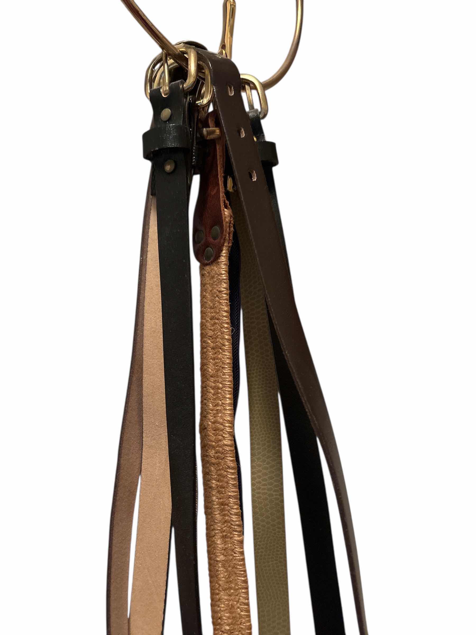 Photo 1 of (7)PCS WOMENS BELT