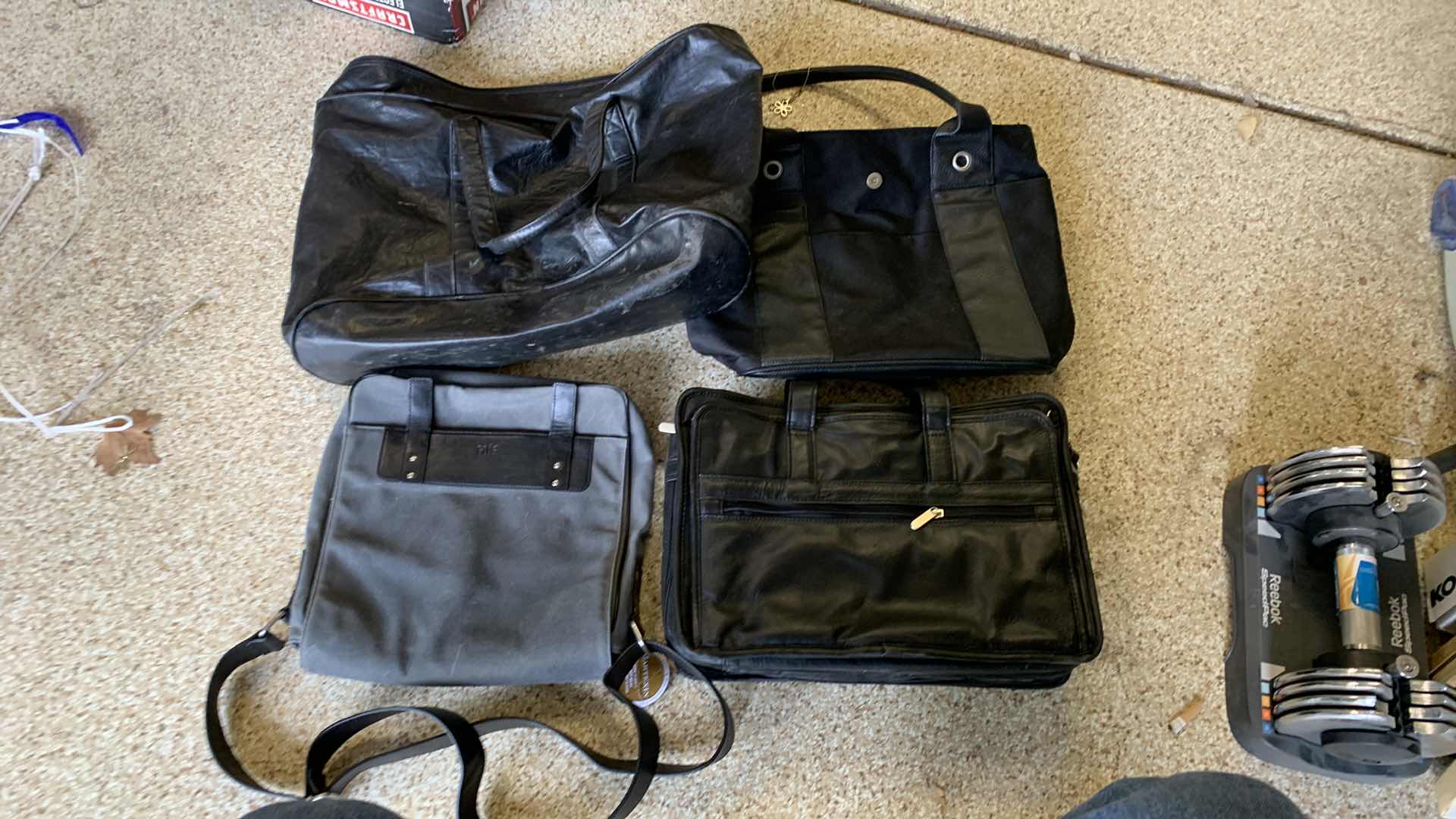 Photo 1 of 4-BRIEFCASES & MESSENGER BAGS