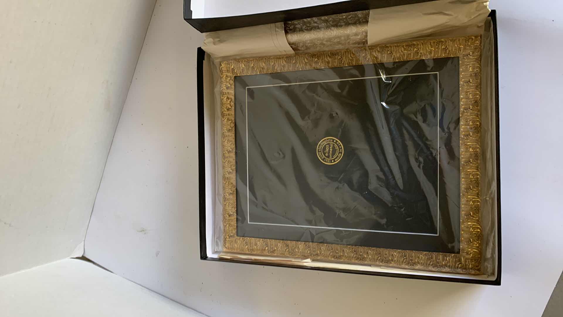 Photo 1 of 18K ELIAS ARTMETAL GOLD ELECTOPLATE PICTURE FRAME FOR 8” X 10”