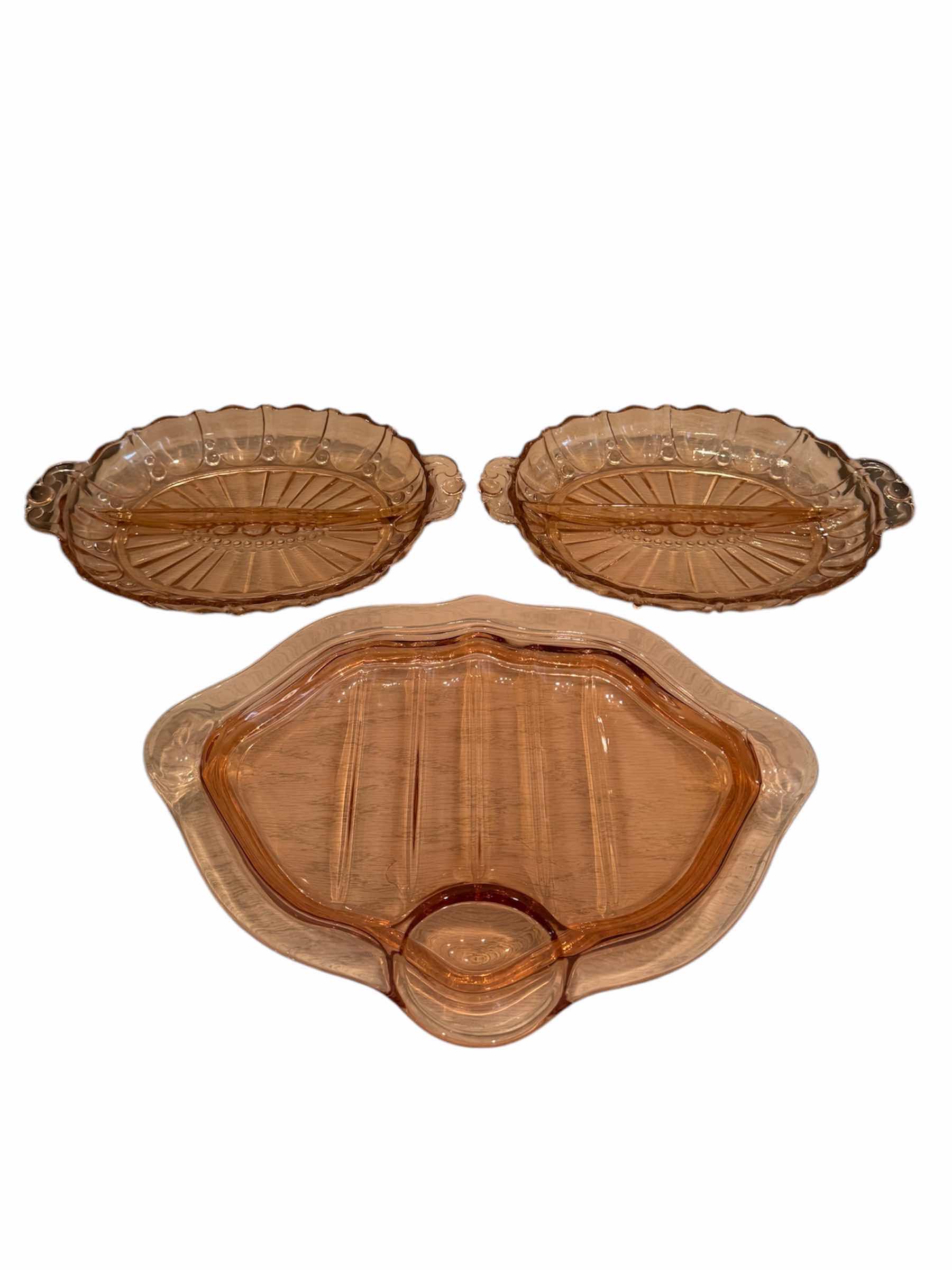 Photo 1 of VINTAGE PINK DEPRESSION GLASS SERVING BOWLS, LARGE BOWL, 15” X 10” X H1.5”
2 SMALL BOWLS
12” X 7.5” X H1.5”