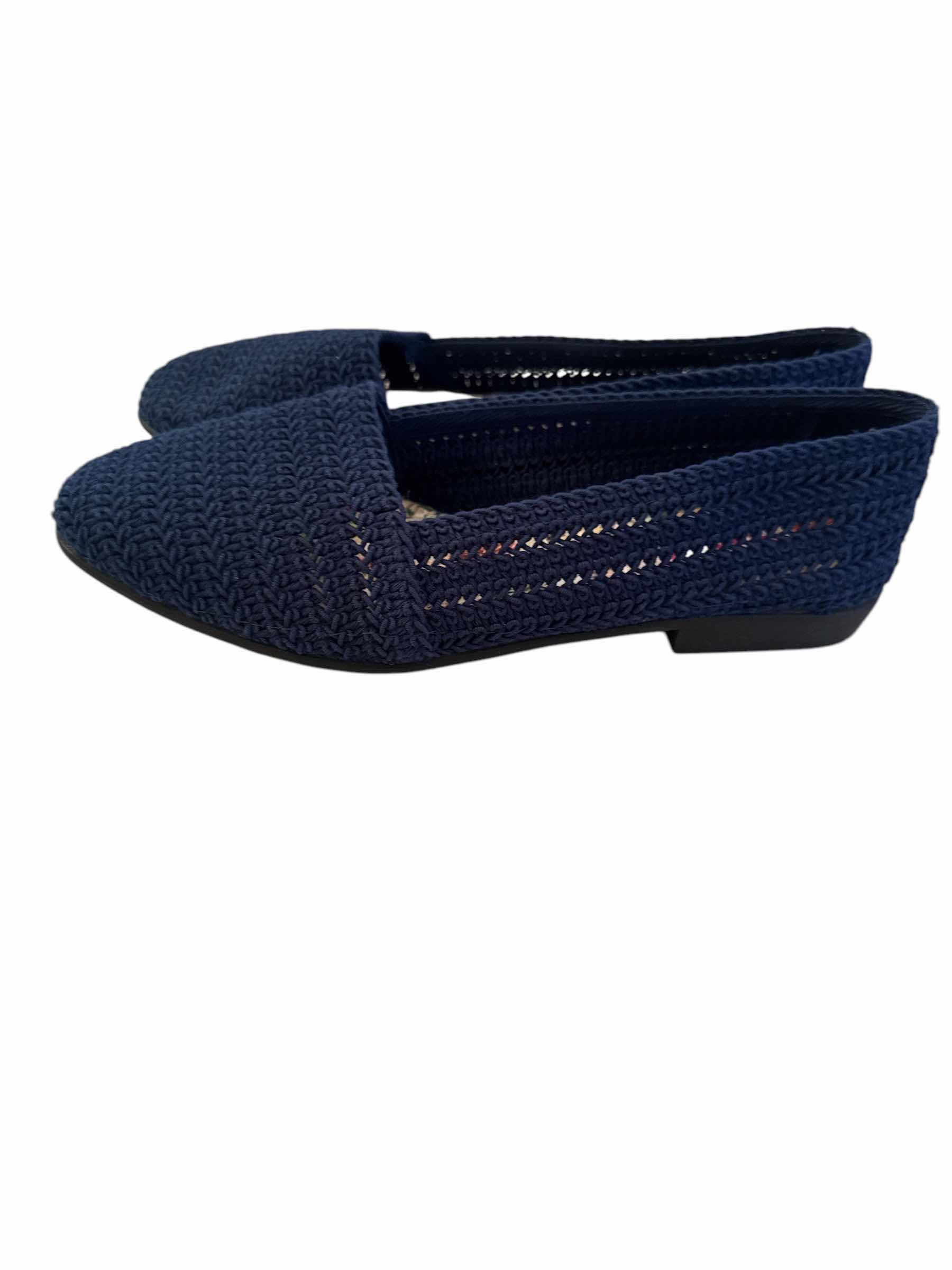 Photo 1 of SAND N SUN SIZE 7.5 JANELLE IN NAVY