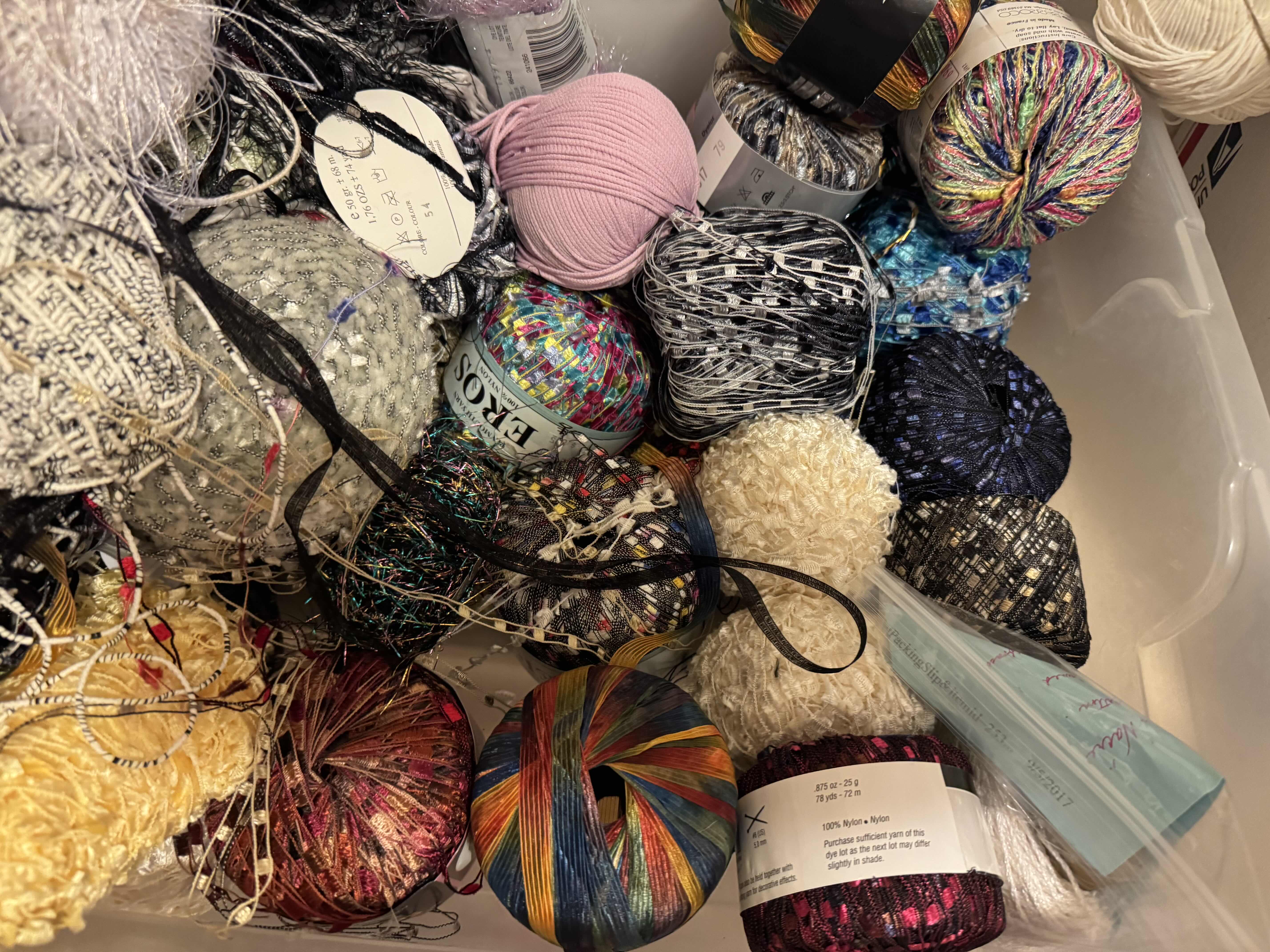 Photo 1 of TOTE OF SPECIALTY YARN/FIBER ART MATERIAL