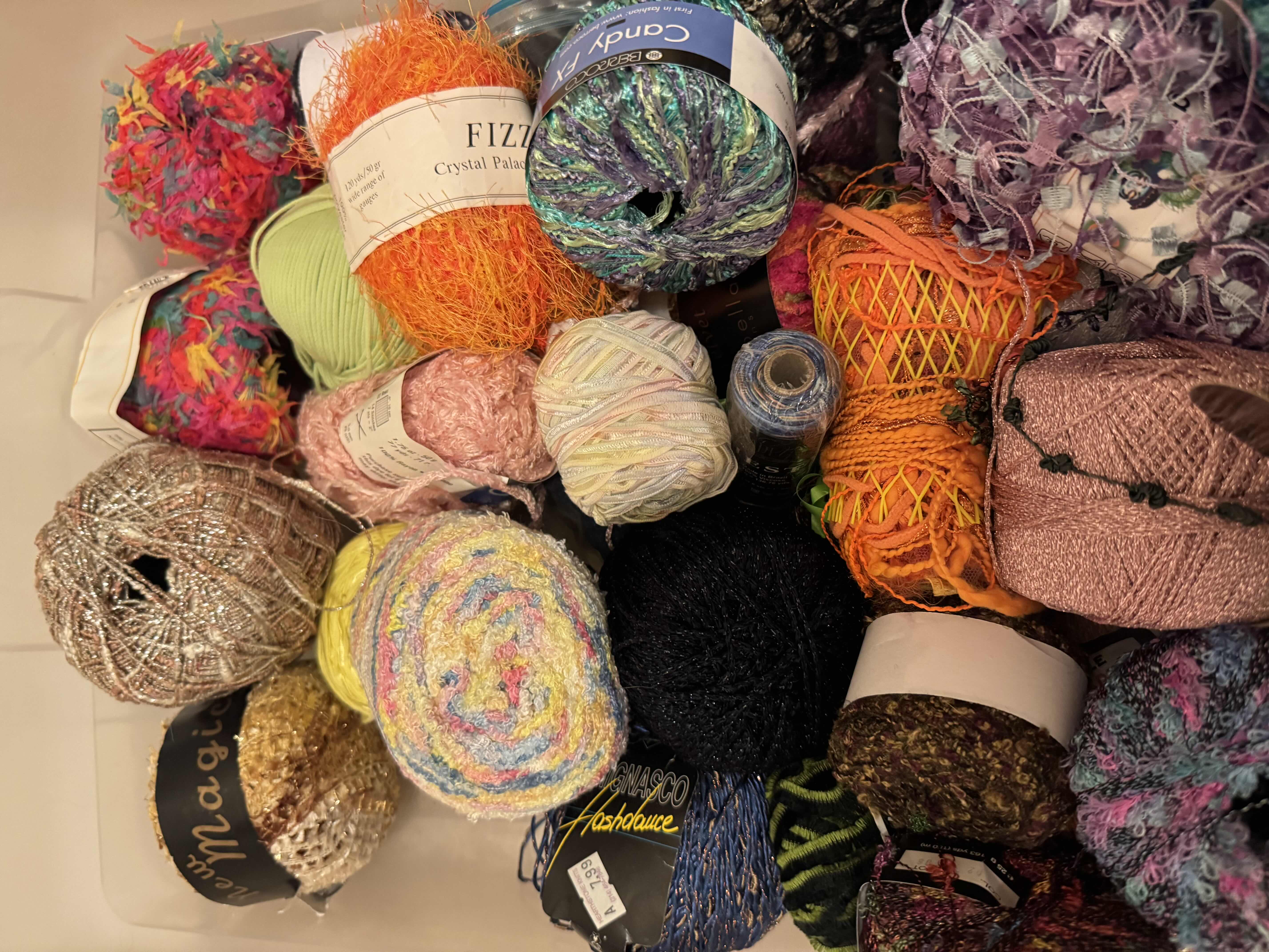 Photo 1 of TOTE OF SPECIALTY YARN/FIBER ART MATERIAL