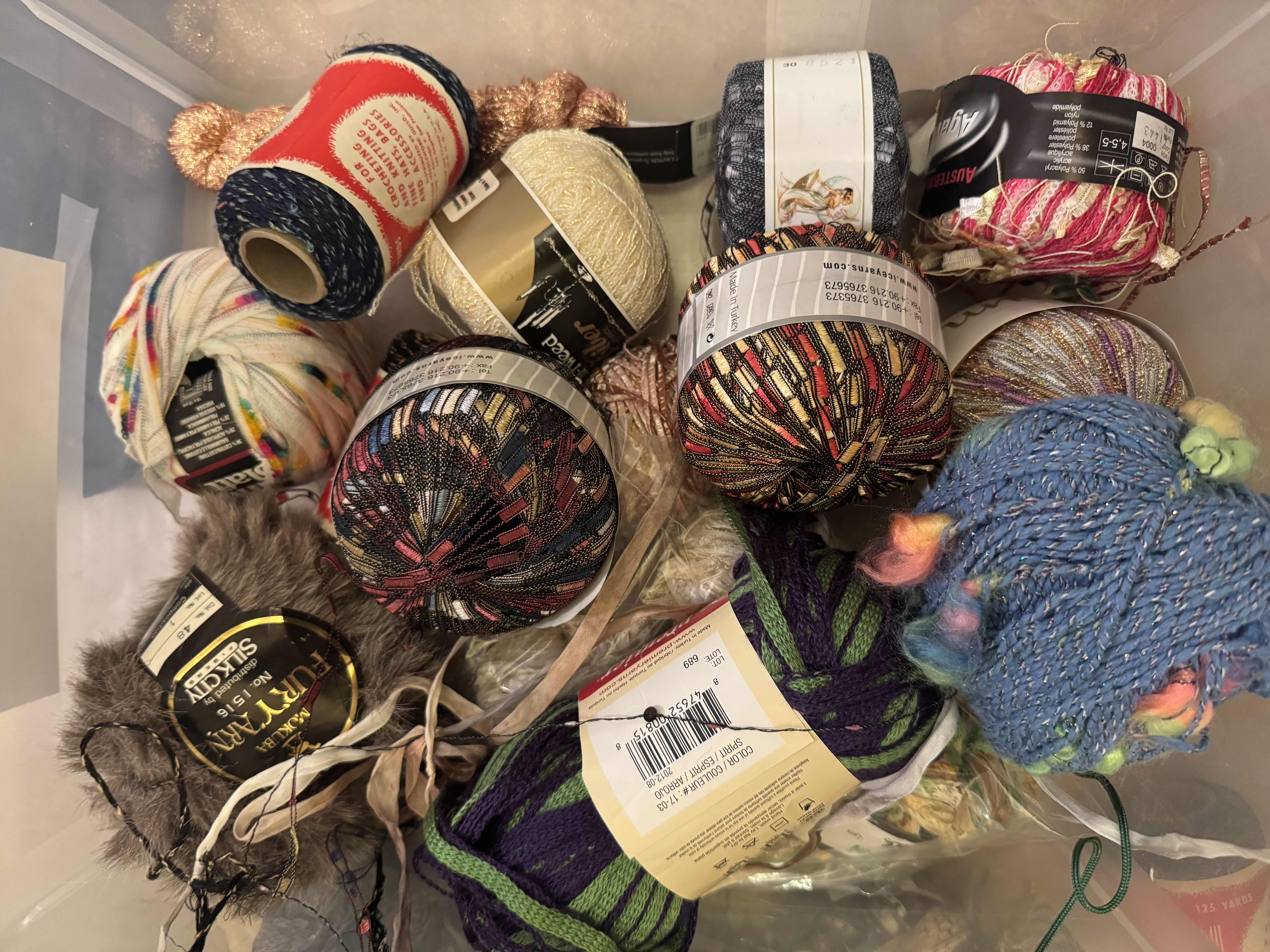 Photo 1 of TOTE OF YARN/SPECIALTY FIBER ART MATERIAL