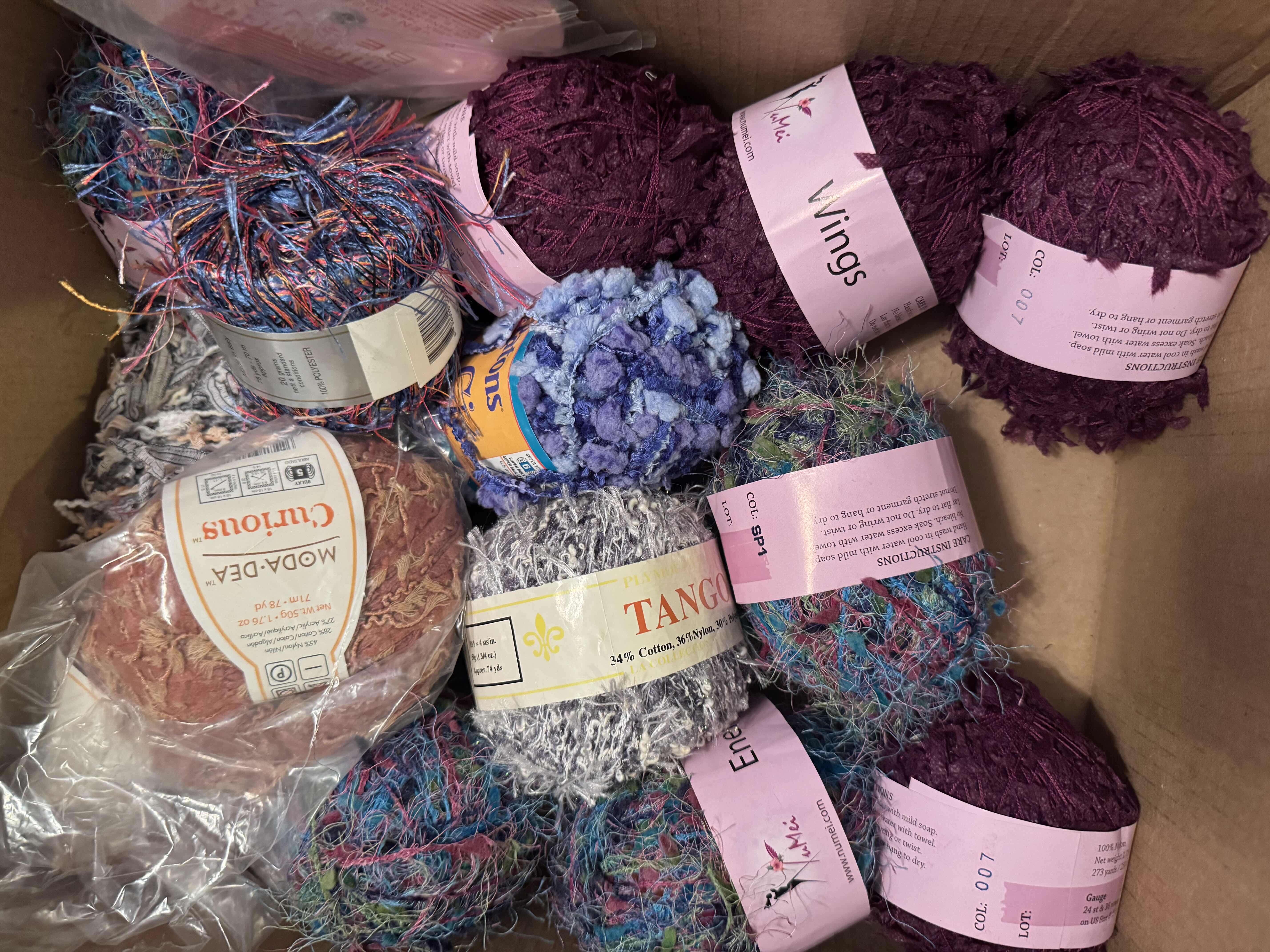 Photo 1 of TOTE OF YARN/ SPECIALTY FIBER ART MATERIAL