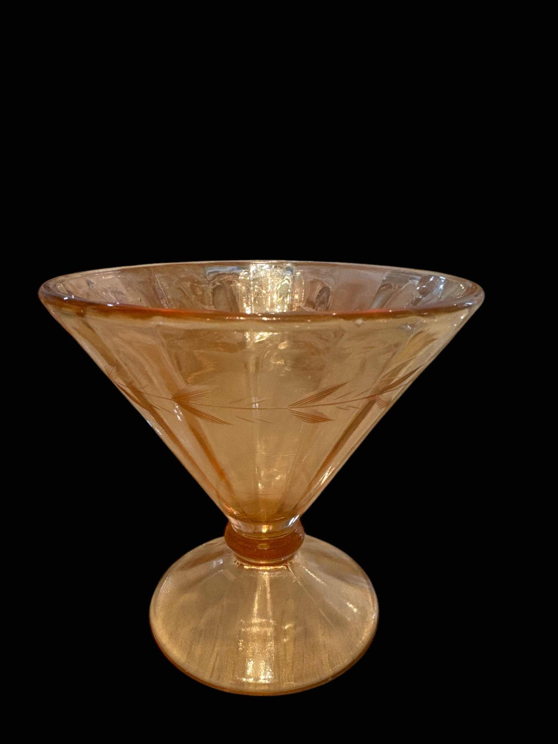 Photo 1 of 6 PIECES OF PINK DEPRESSION GLASS