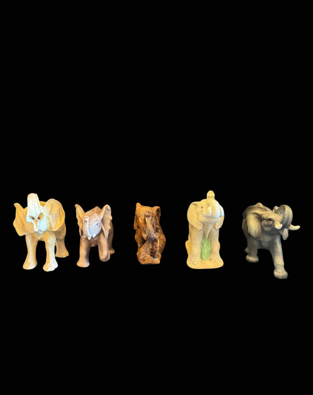 Photo 1 of 5- VINTAGE ELEPHANT, RESIN, CERAMIC, PORCELAIN, A JOCAPE PORTUGAL, GORHAM JAPAN, THE HARVEY KNOX COLLECTION JAPAN

6” X H5”
6” X H4.5”
4.5” X H4.5”
5.5” X H5.5”
7” X H5”