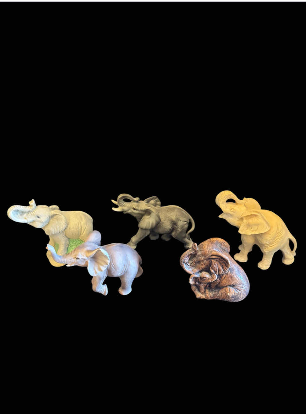 Photo 1 of 5- VINTAGE ELEPHANT, RESIN, CERAMIC, PORCELAIN, A JOCAPE PORTUGAL, GORHAM JAPAN, THE HARVEY KNOX COLLECTION JAPAN

6” X H5”
6” X H4.5”
4.5” X H4.5”
5.5” X H5.5”
7” X H5”