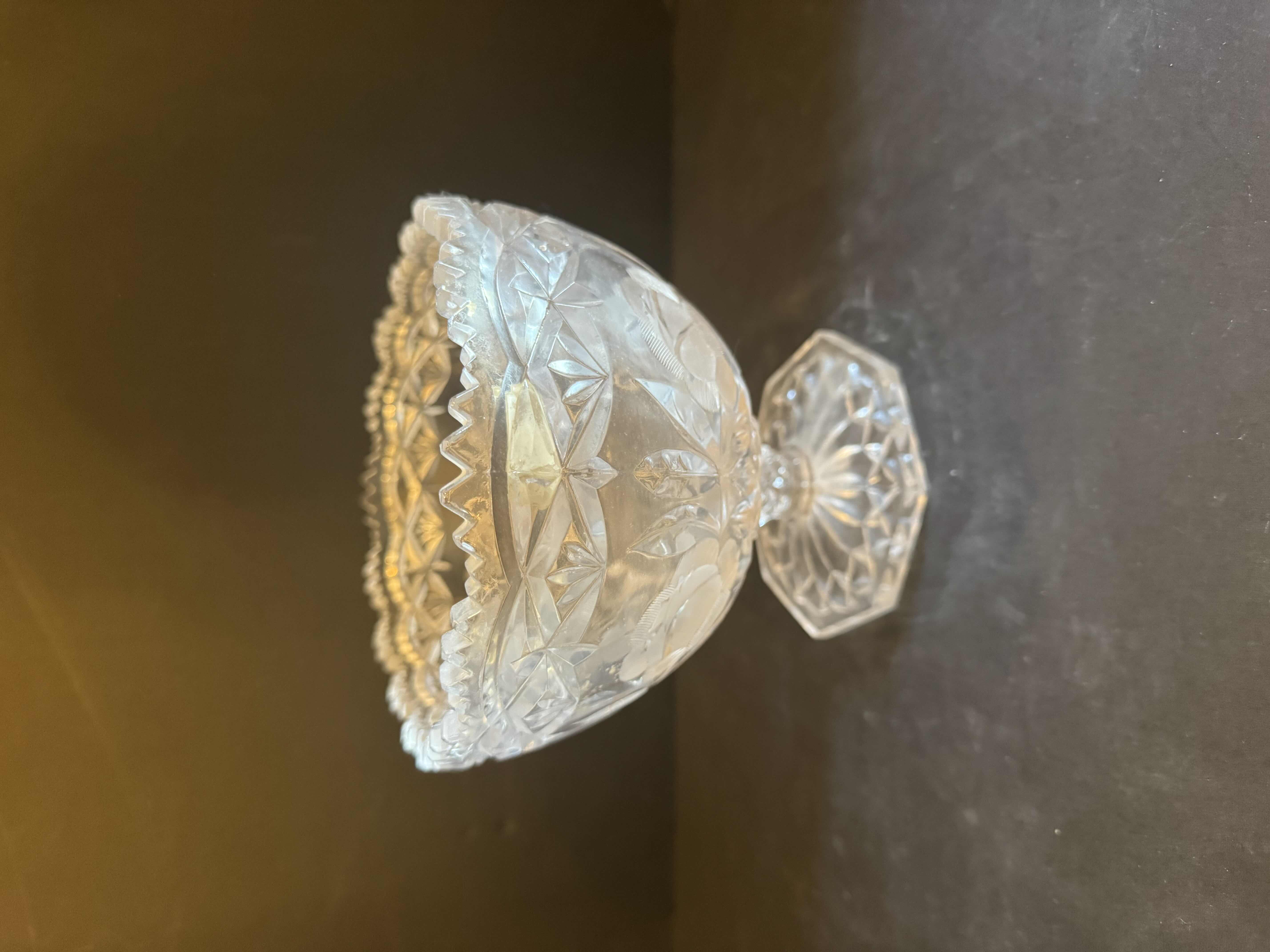 Photo 1 of VINTAGE GENUINE LEAD CRYSTAL HANDCUT PEDESTAL BOWL, MADE IN GERMANY

12” X 7.5” XH7”