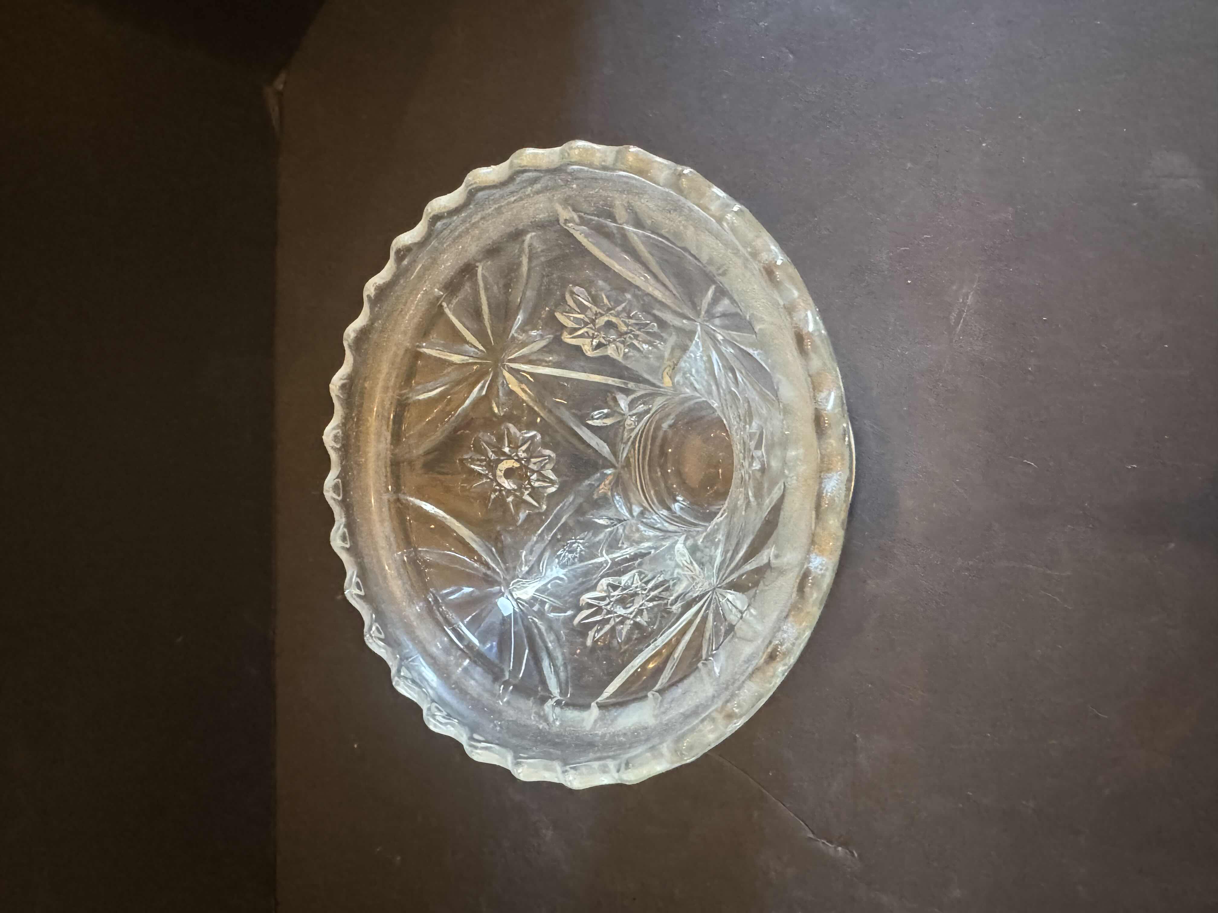 Photo 1 of VINTAGE GLASS AND  LEAD CRYSTAL SERVING BOWLS, 2 ITEMS
D5.5” X H4.5”
D6” X H4”