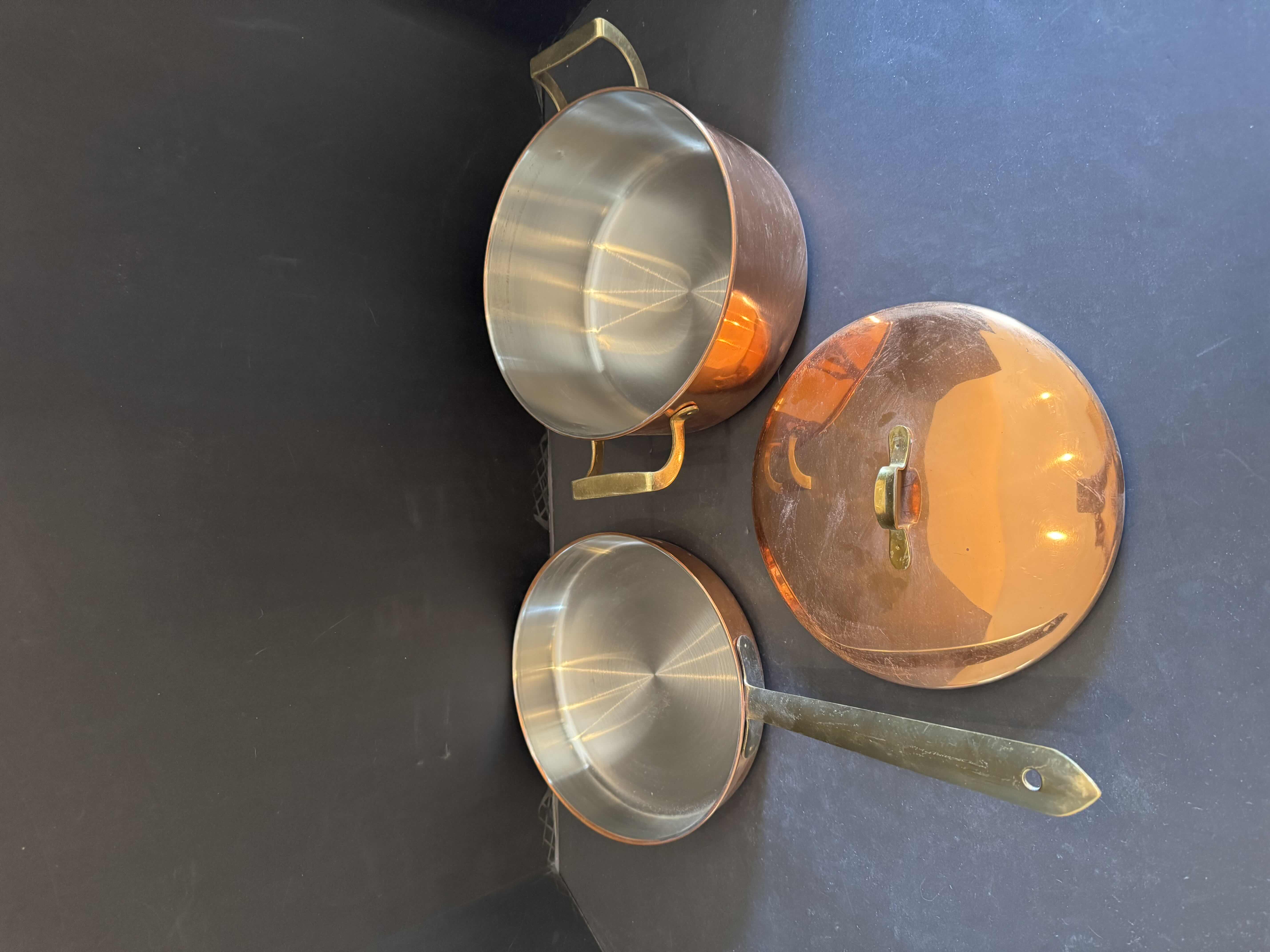 Photo 1 of VINTAGE SET OF POTS AND PAN, COPPER AND STAINLESS STEEL

D8” X H4”

D8” X H2”

D7” X H3.5”

D”6 X H2.5”