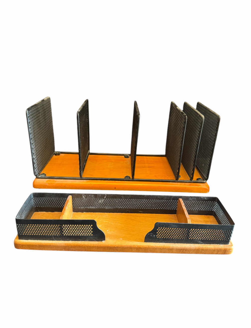 Photo 1 of DESKTOP METAL MESH AND WOOD ORGANIZERS, 5 ITEMS

LARGE ORGANIZER
14” X 7” X H6”