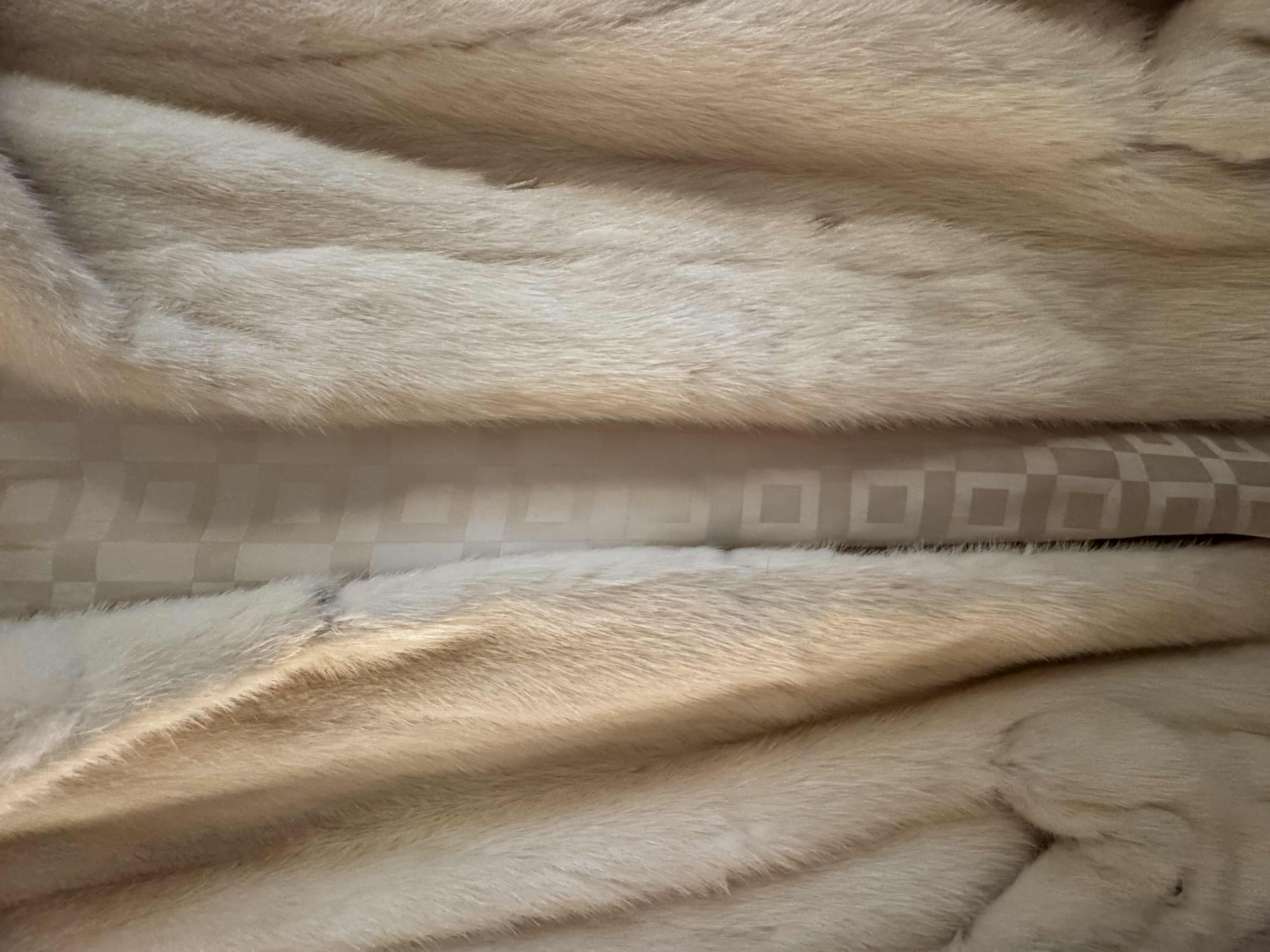 Photo 1 of VINTAGE FUR COAT WITH POCKETS, WOMEN’S CLOTHING, CREAM