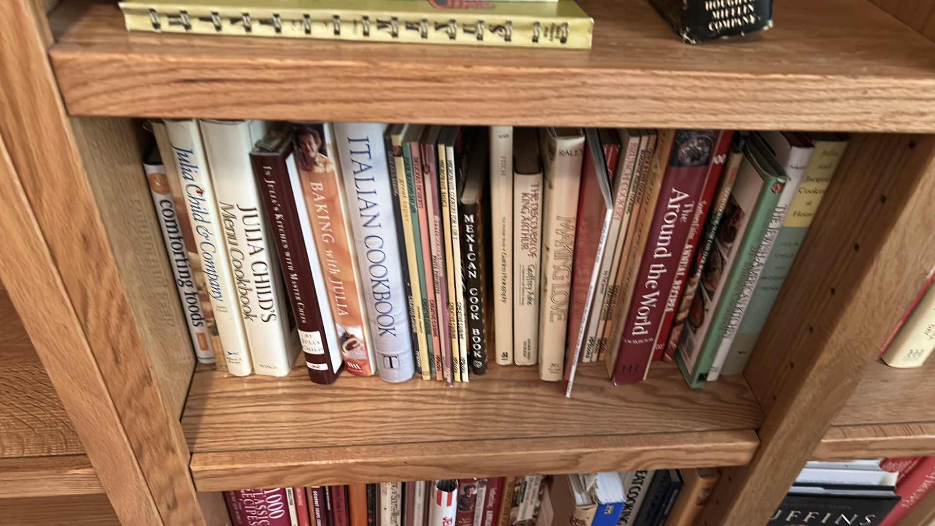 Photo 1 of CONTENTS OF 5 SHELVES ONLY ASSORTED BOOKS