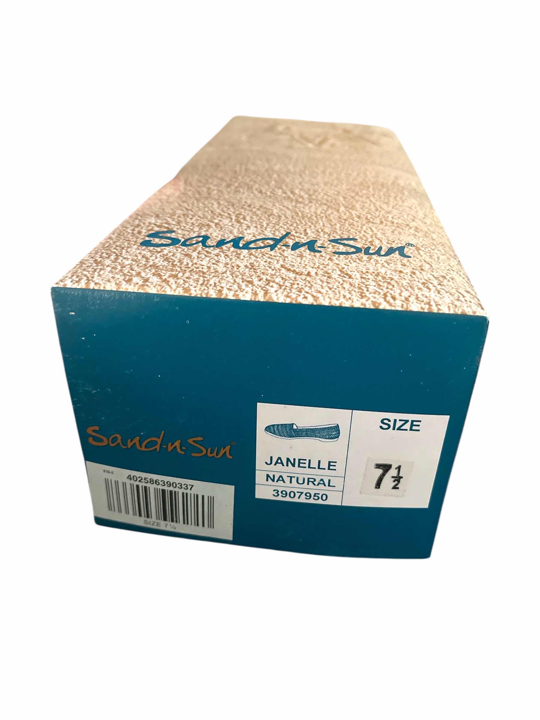 Photo 1 of SAND AND SUN SANDALS. 7.5 NATURAL 3907950 WOMEN SHOES