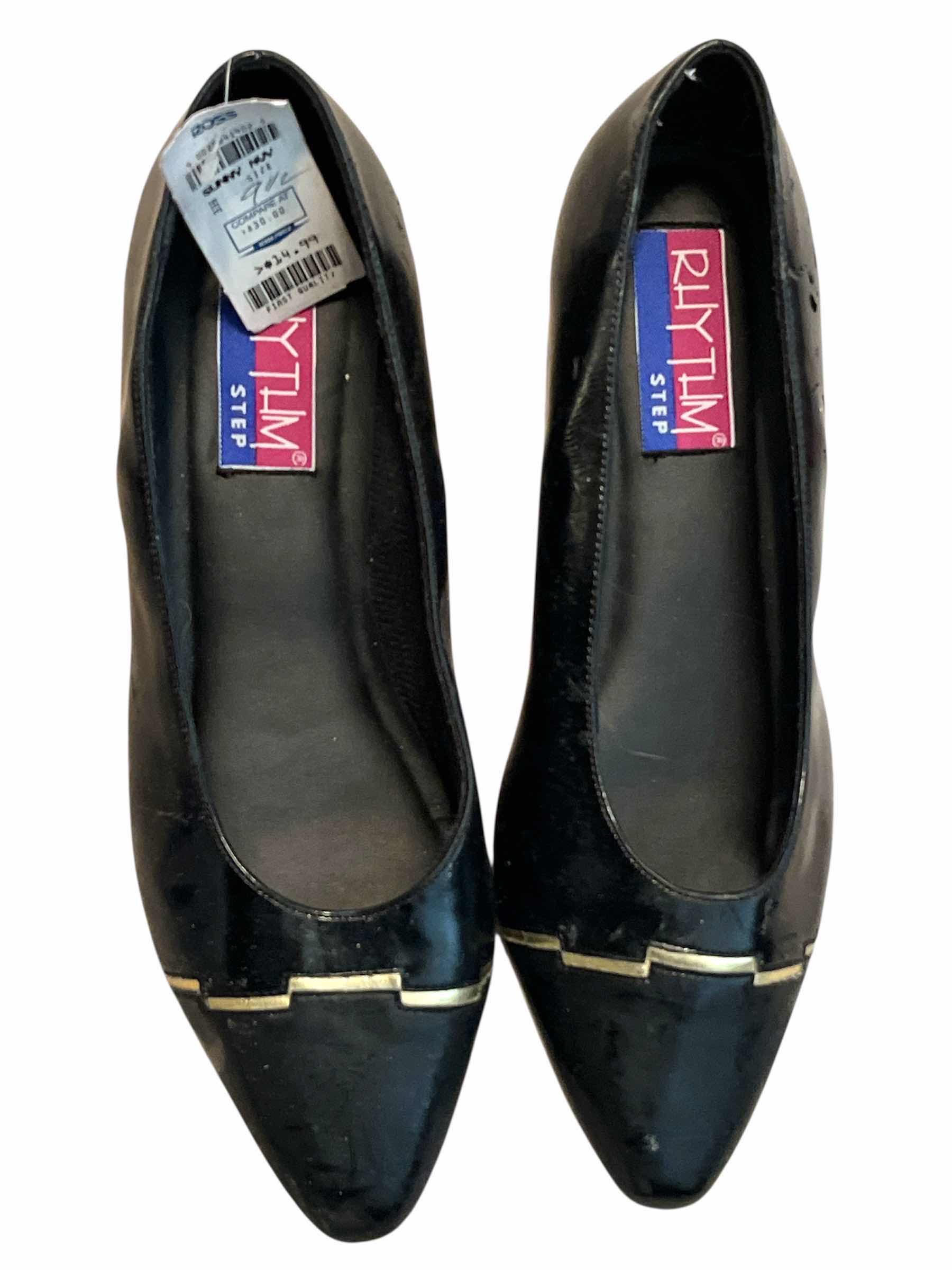 Photo 1 of RHYTHM STEP WOMENS SHOES SIZE 9.5-10