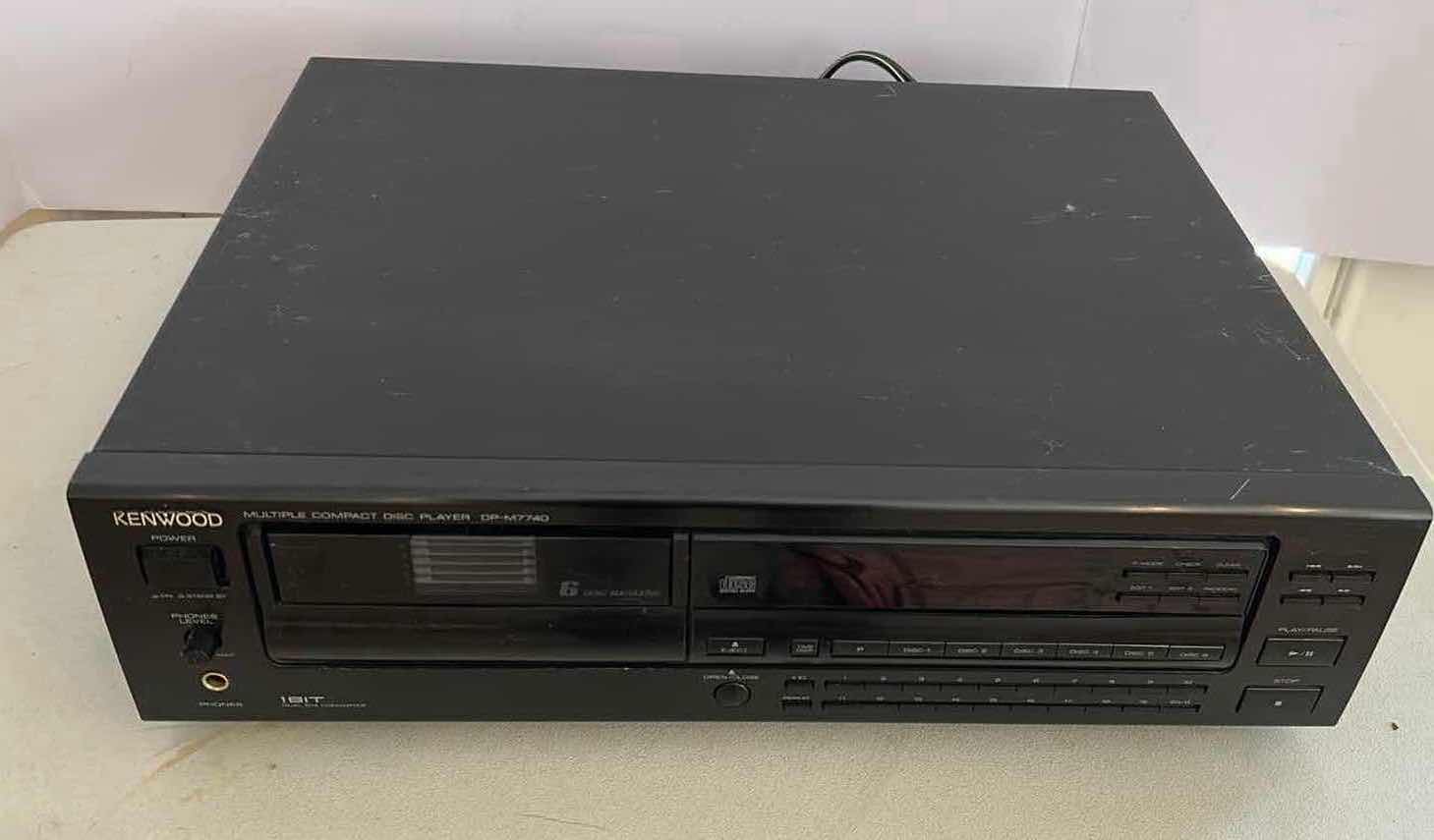 Photo 1 of KENWOOD MUTIPLE COMPACT DISC PLAYER