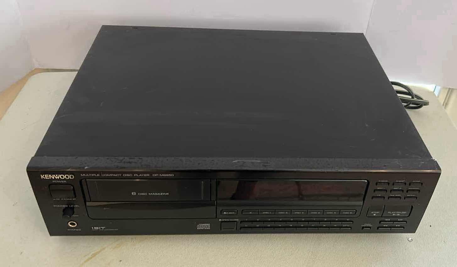Photo 1 of KENWOOD MULTIPLE COMPACT DISC PLAYER