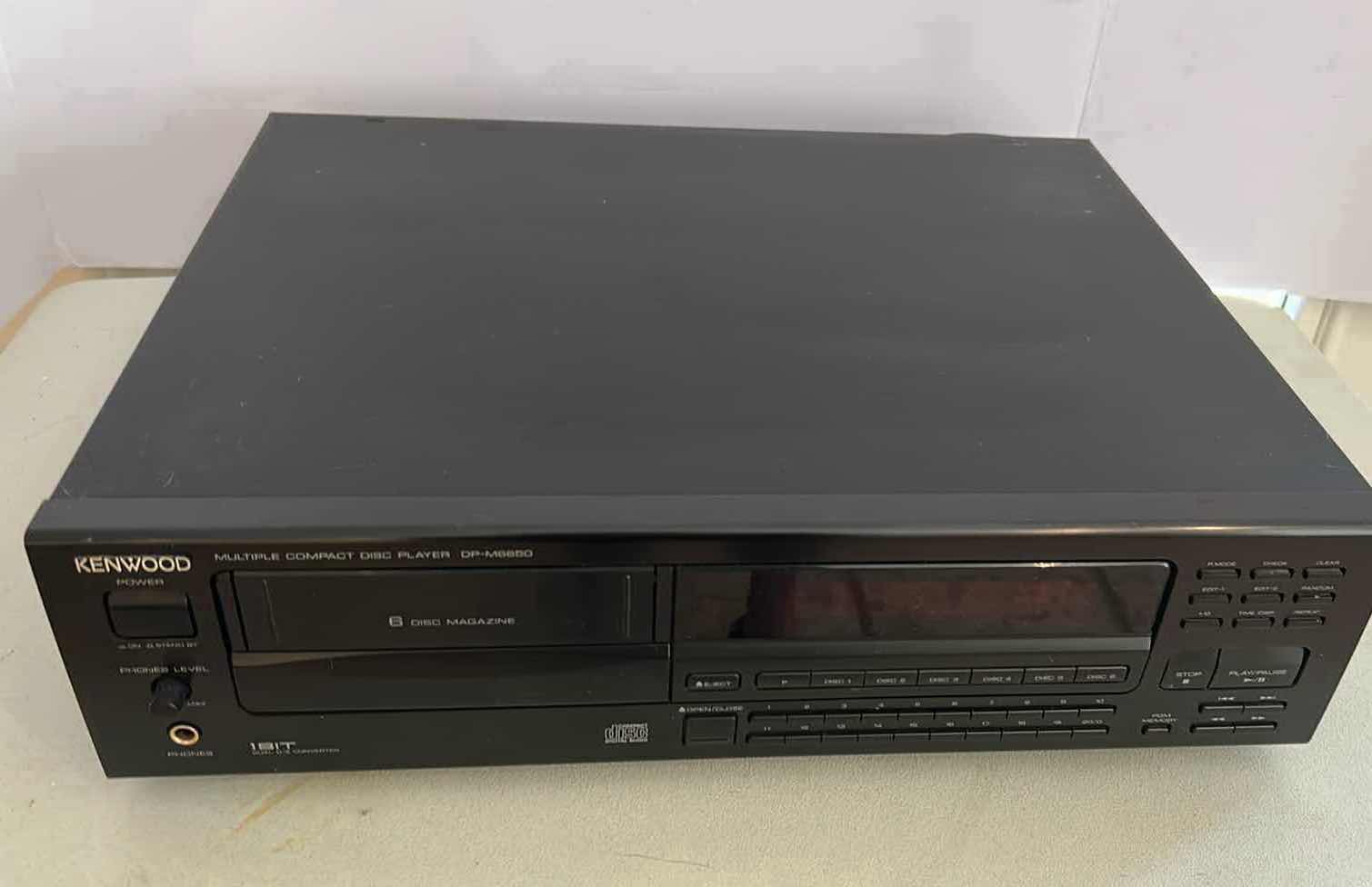 Photo 1 of KENWOOD MULTIPLE COMPACT DISC PLAYER