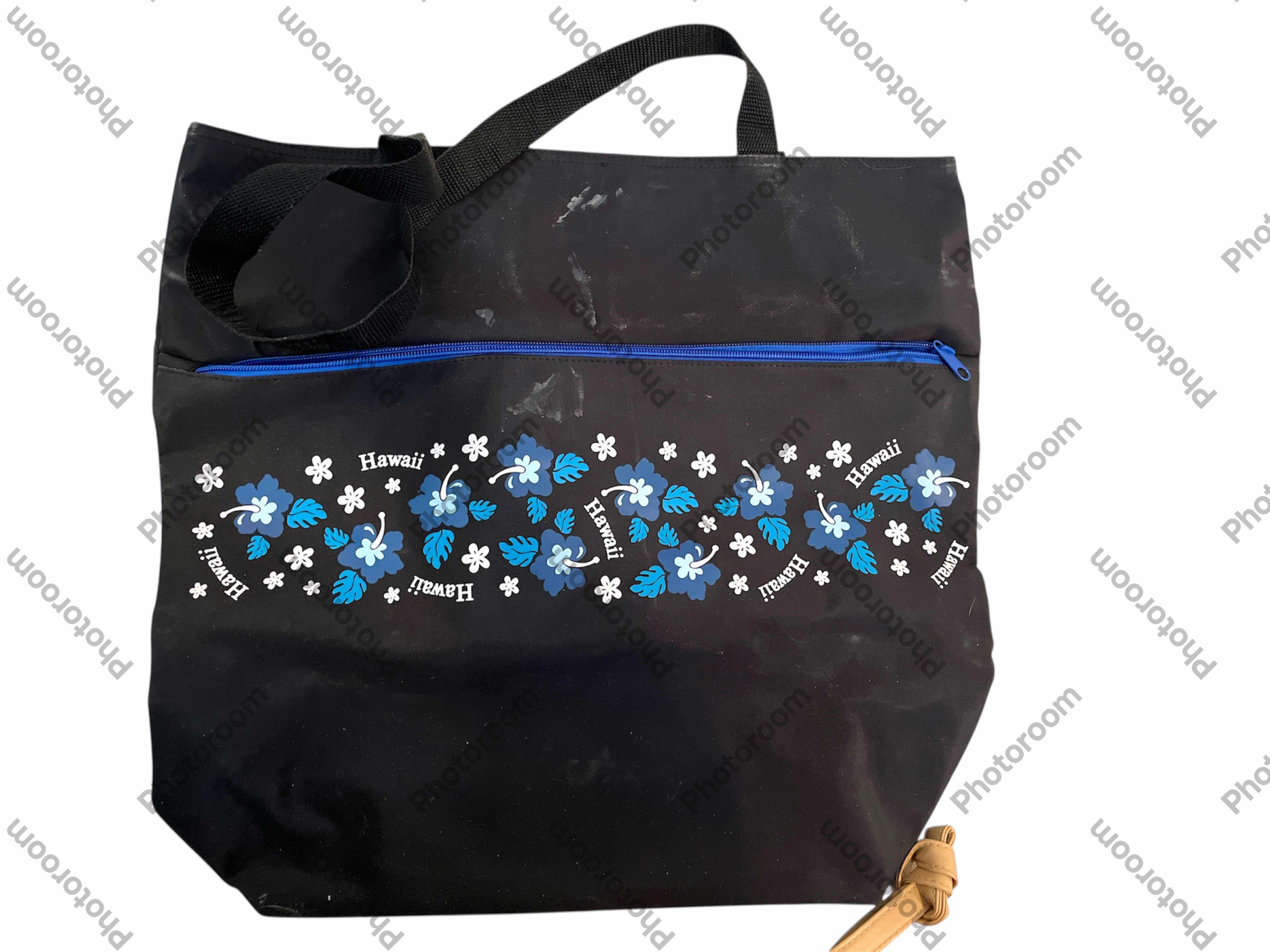 Photo 1 of BOHO BEACH BAGS AND INSULATED HAWAII COOLER BAG- 4 BAGS
