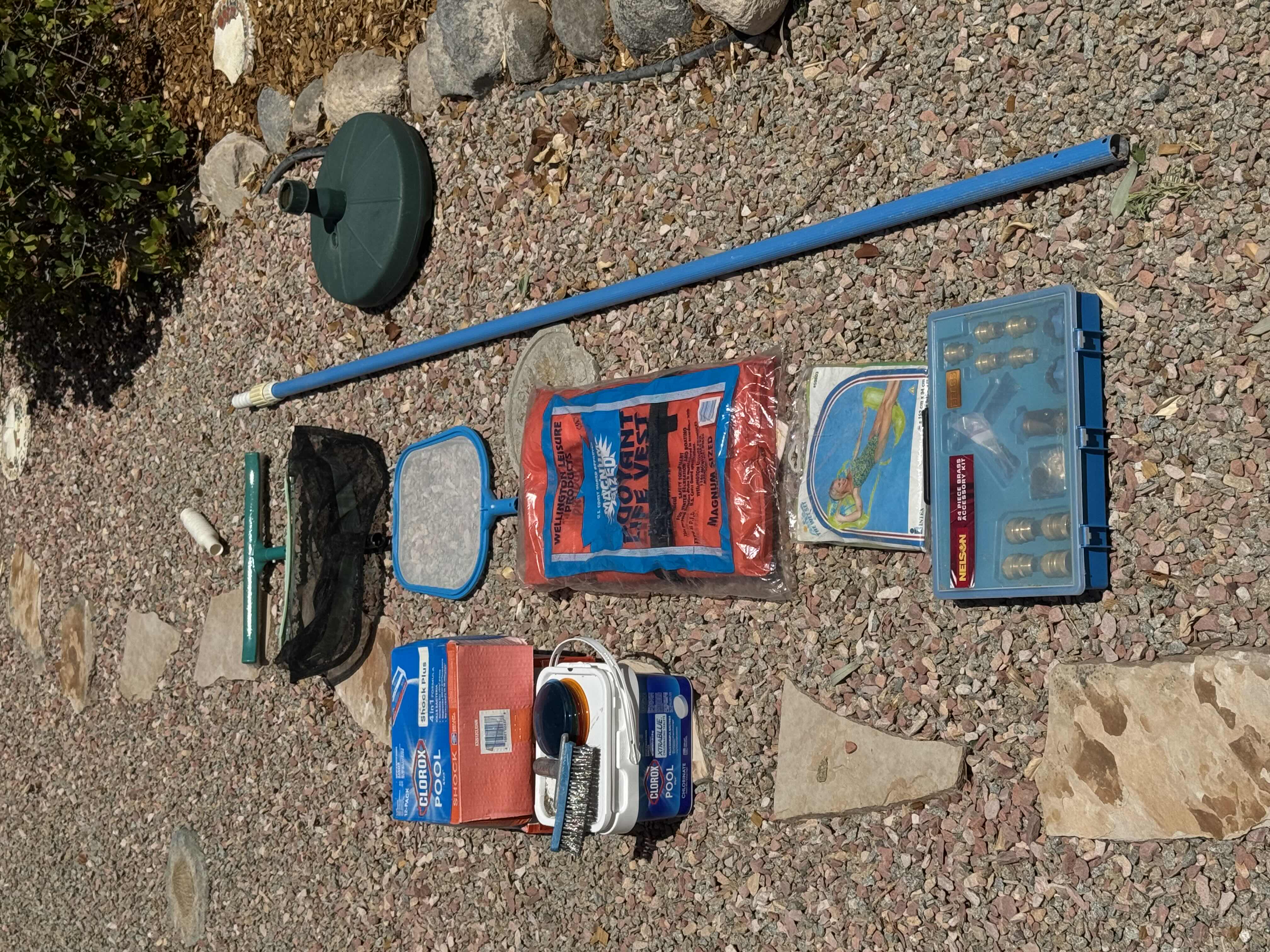 Photo 1 of OUTDOOR POOL SUPPLIES, ASSORTED POOL AND CLEANING SUPPLIES, 10 ITEMS CLEANING POOL POLE H101”