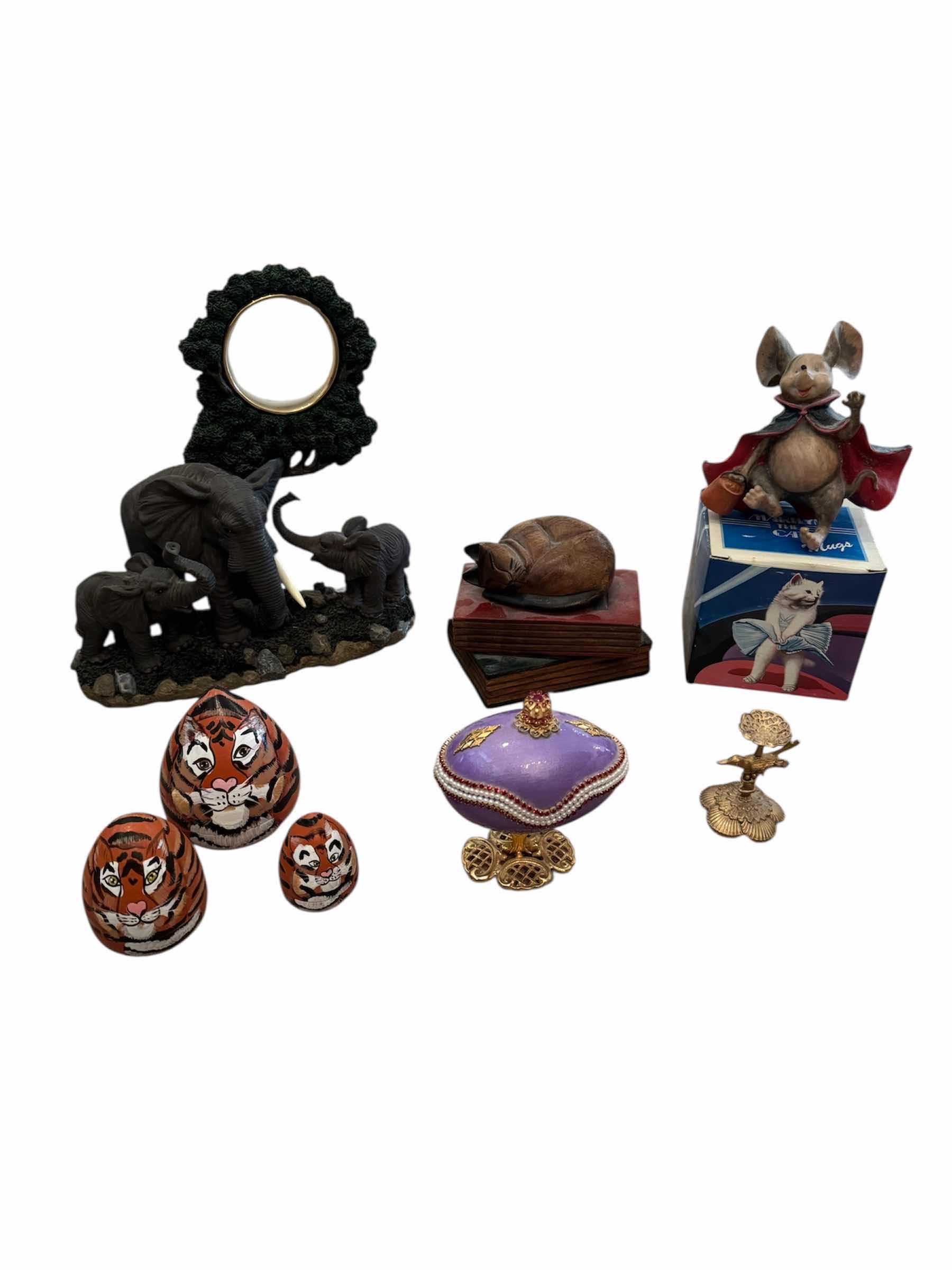 Photo 1 of 125
13-ASSORTED VINTAGE FIGURINES, ELEPHANTS, CAT, MOUSE, GIRAFFE, TIGERS, SMALL JEWELRY BOX, RESIN WOOD, AND CERAMIC 

H10.5” AND SMALLER